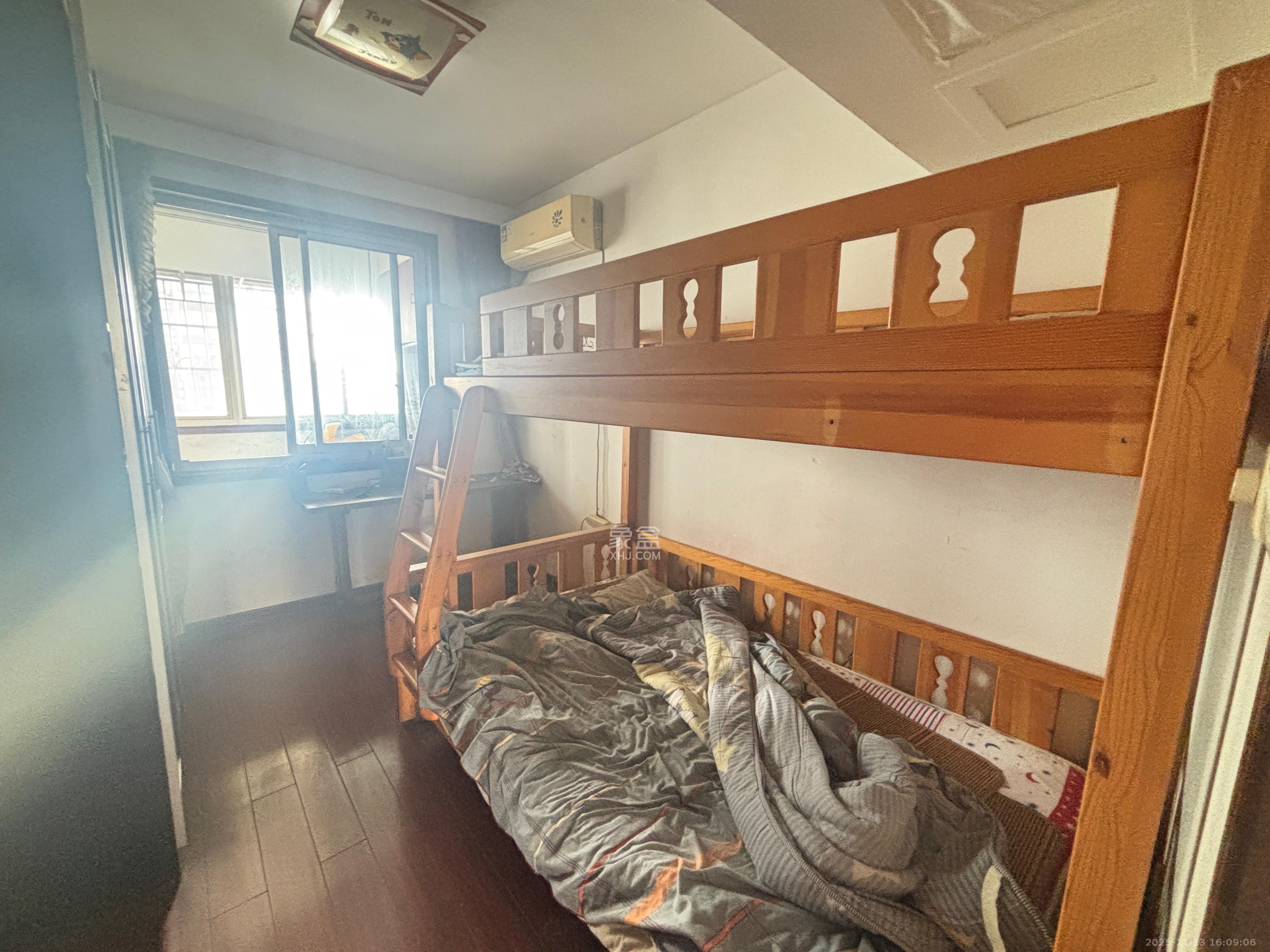 中建嘉苑  3室2厅1卫    1500.0元/月室内图