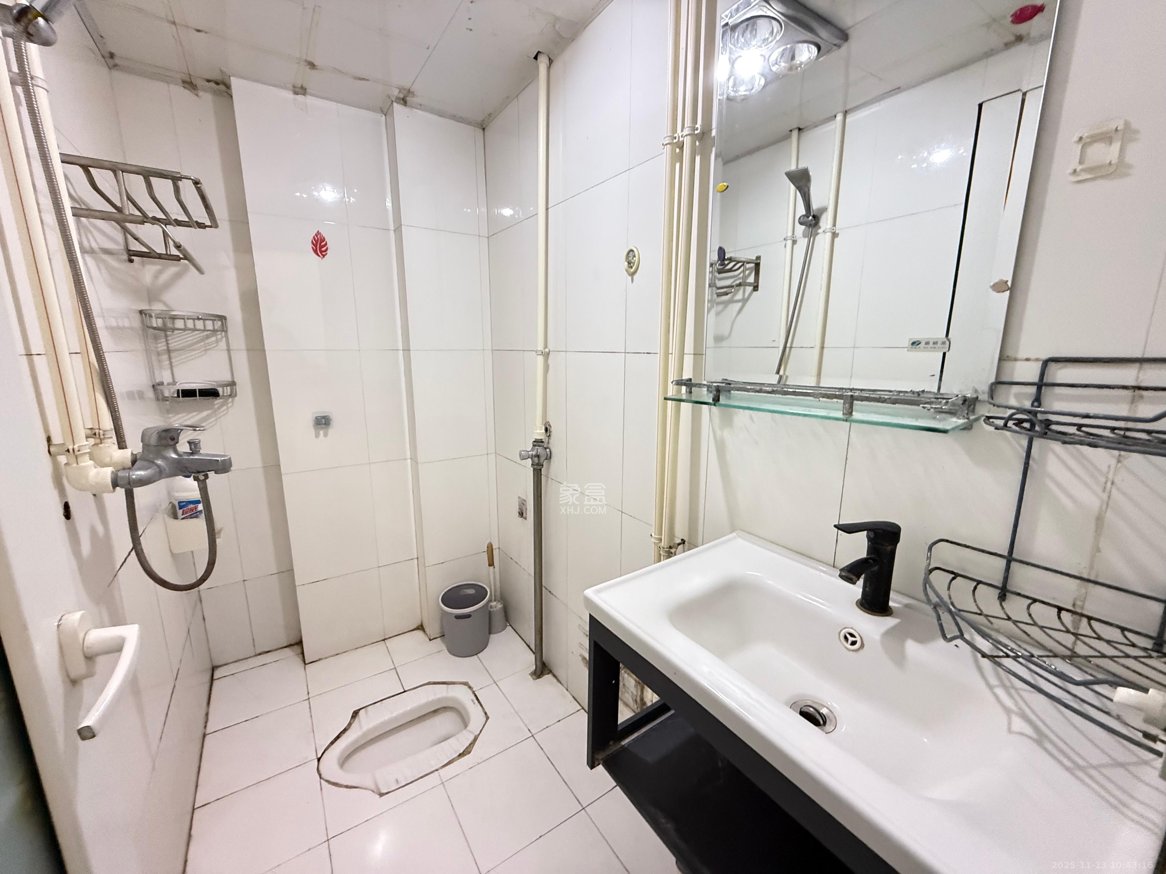 谋房博客(博客天街)  1室1厅1卫    1600.0元/月室内图