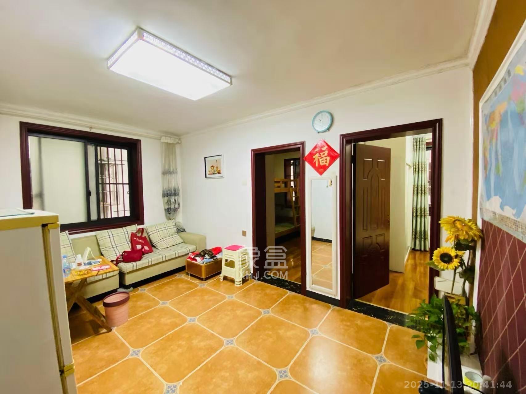 南门口晏家塘社区  2室1厅1卫    2100.0元/月室内图