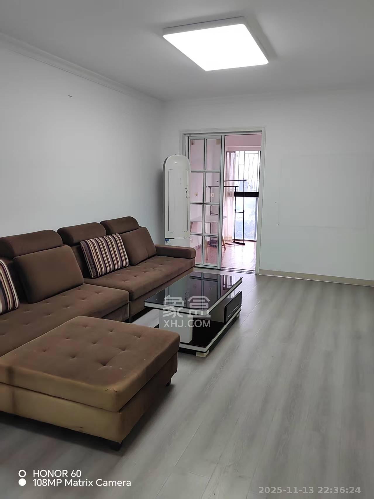 瑞都豪庭  2室2厅1卫    2200.0元/月