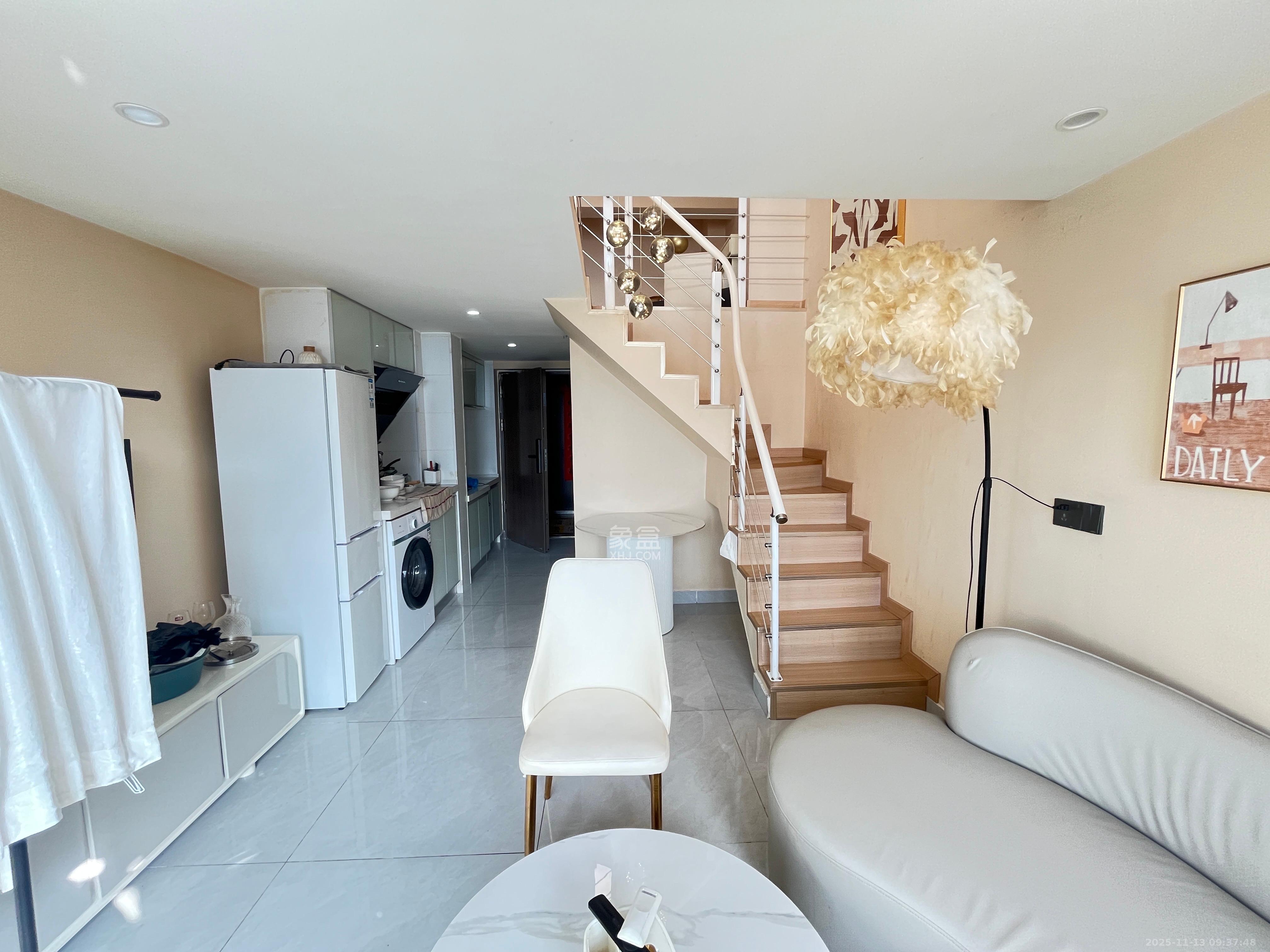 龙湖铂金岛 2室1厅1卫 2300.0元/月 龙湖铂金岛 2室1厅1卫 2300.0元/月室内图