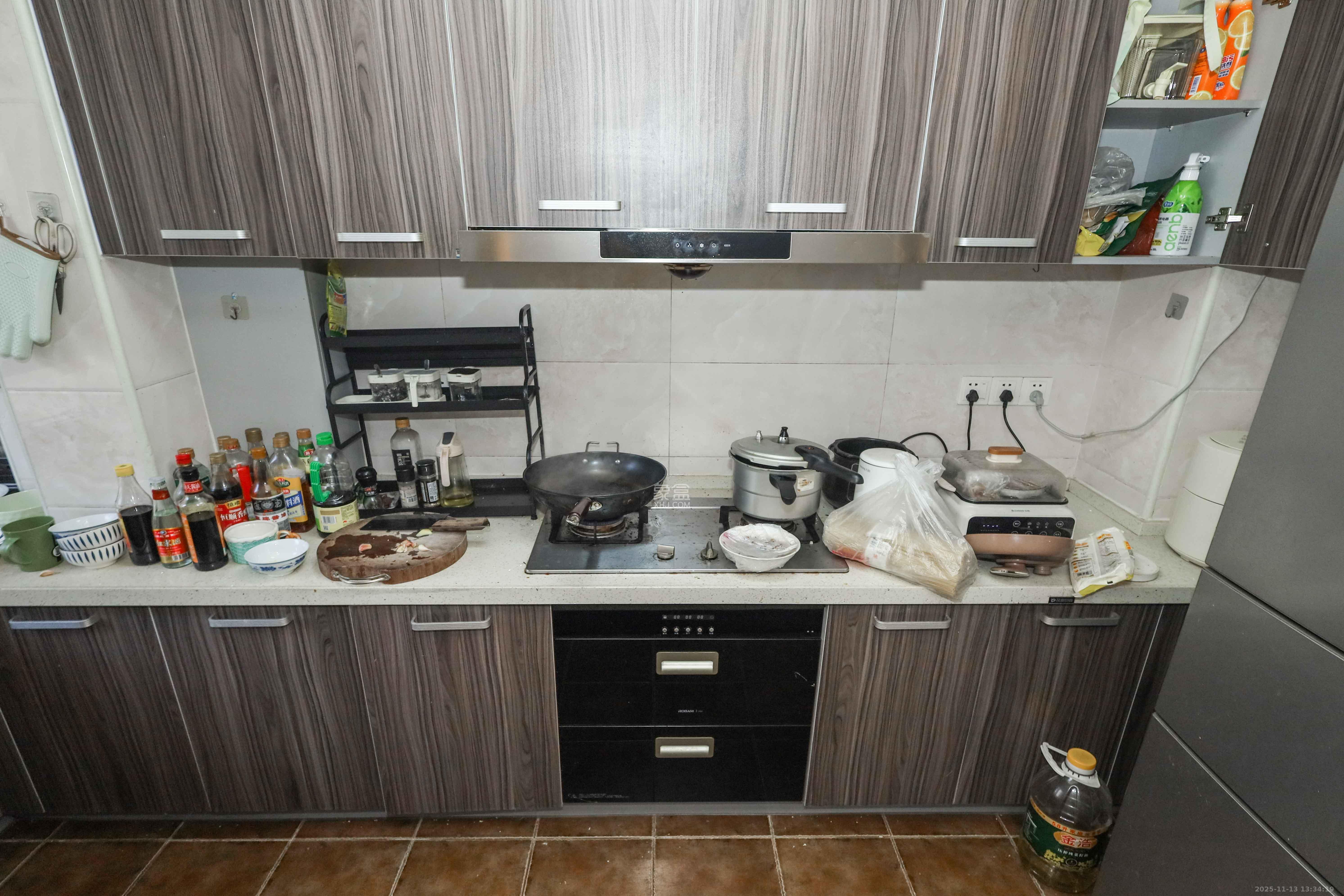 和泓梅溪四季  3室2厅1卫    138.0万厨房