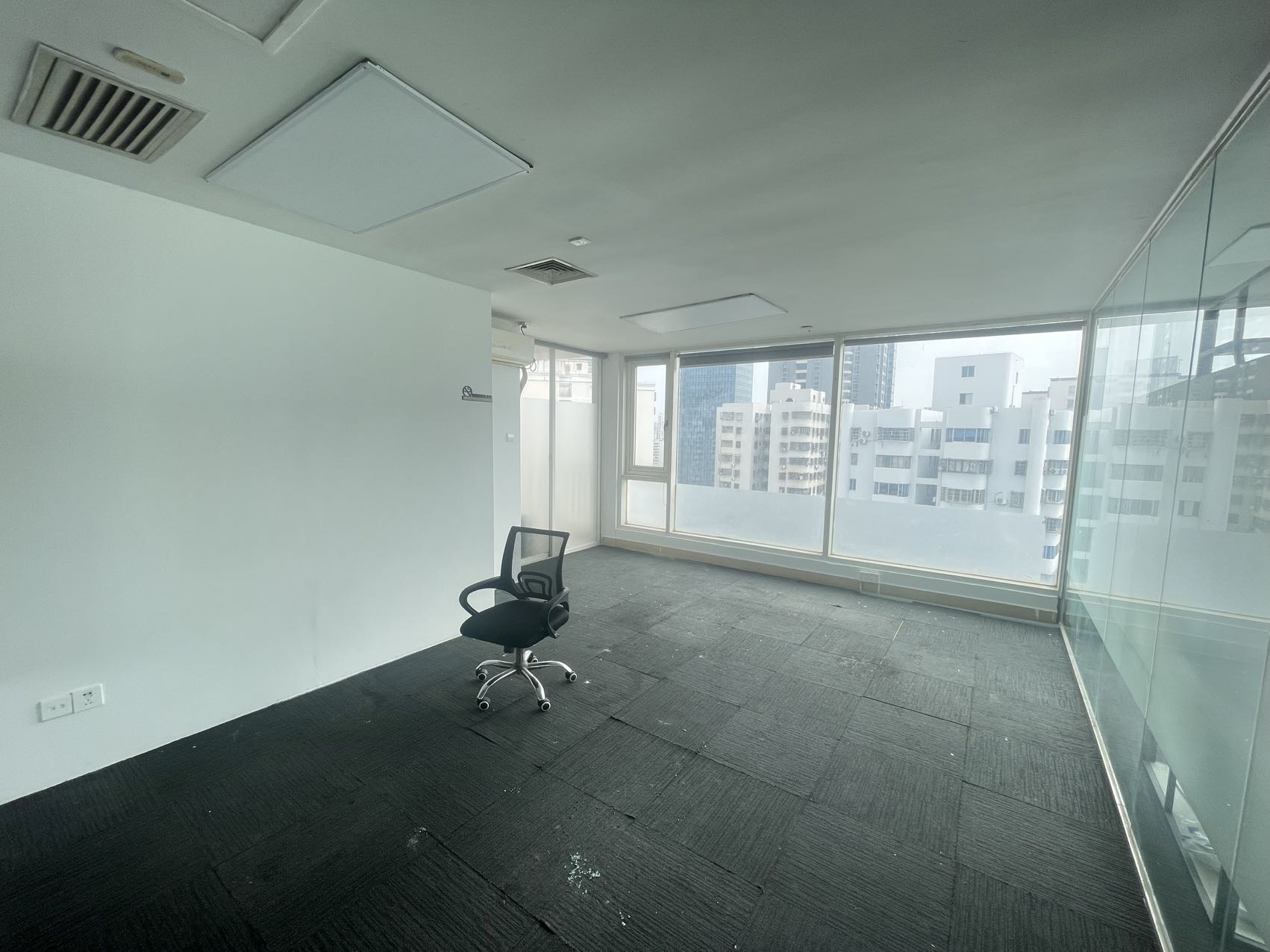 国贸中心   300.0㎡      10000.0元/月室内图