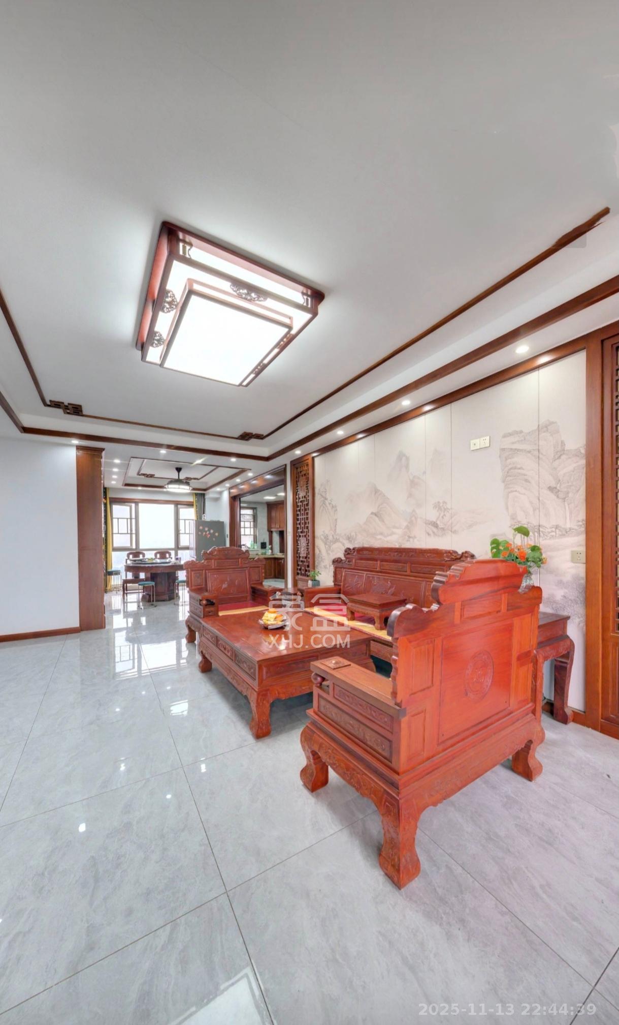 万象府台  4室2厅2卫    5500.0元/月室内图