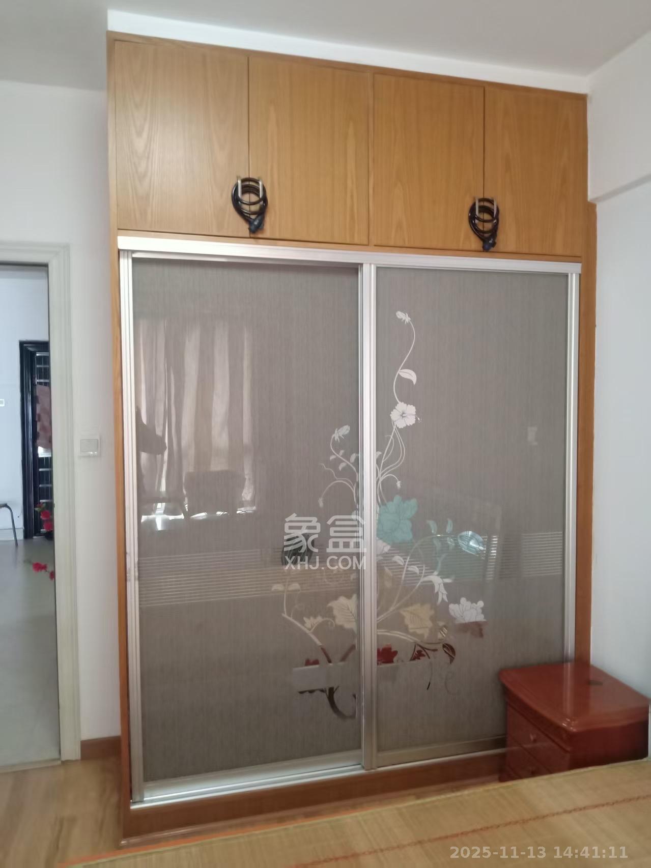 月湖兰庭  1室1厅1卫    1600.0元/月室内图