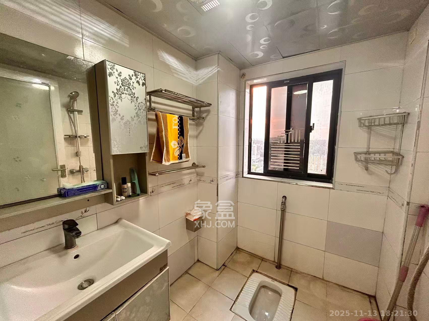 兴威帕克水岸  1室1厅1卫    1600.0元/月室内图