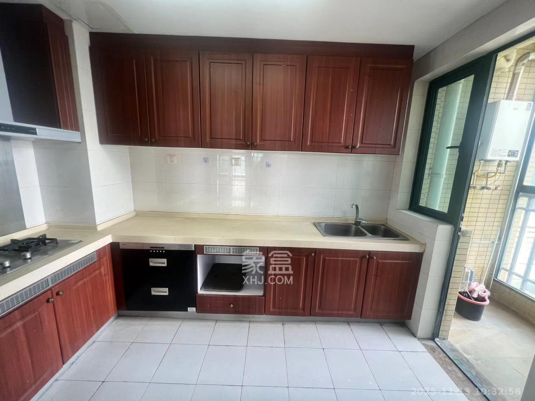 恒大绿洲 3室2厅2卫 2300.0元/月 恒大绿洲 3室2厅2卫 2300.0元/月室内图