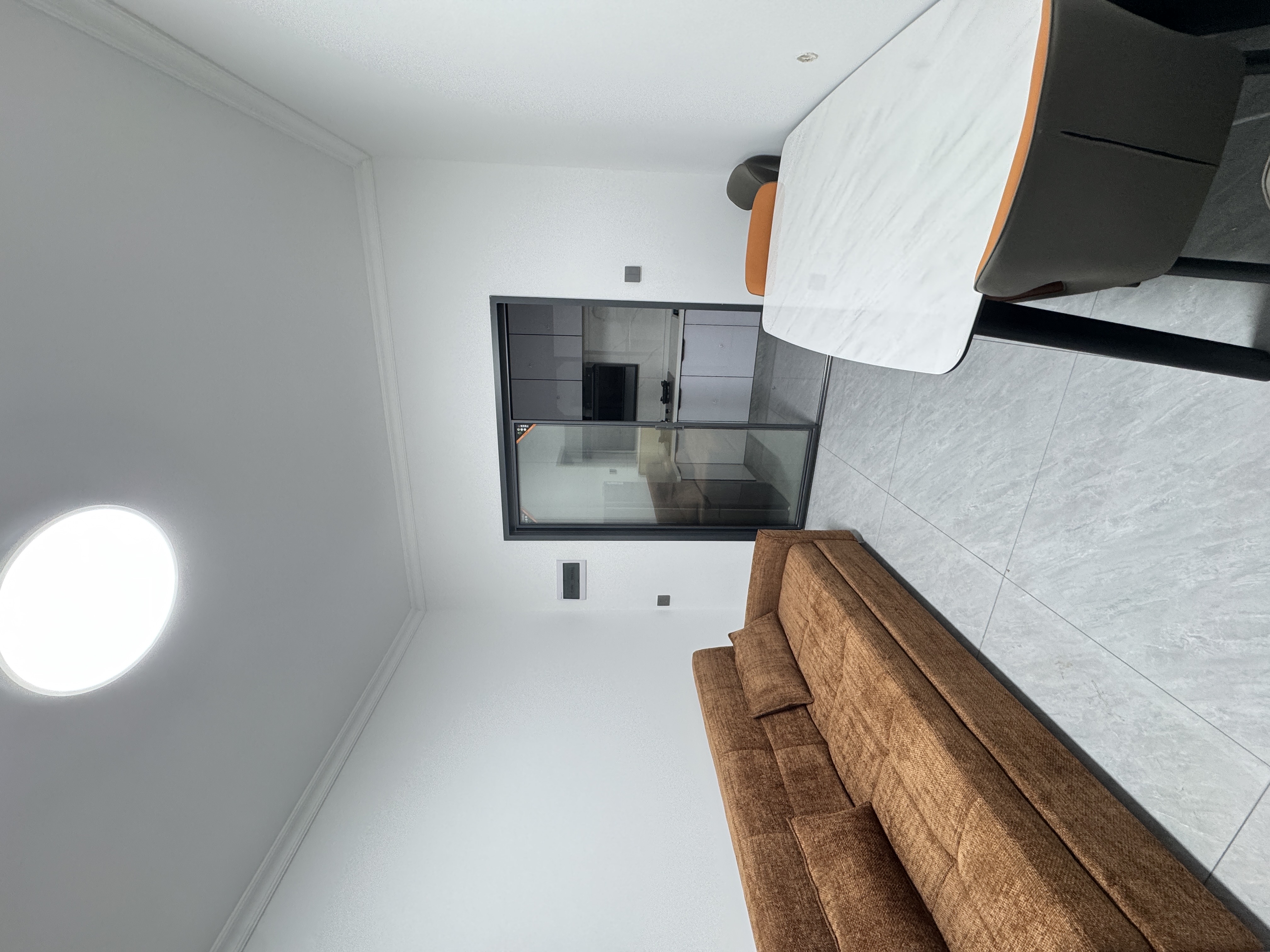 互助小区电梯房  2室2厅1卫    1800.0元/月户型图