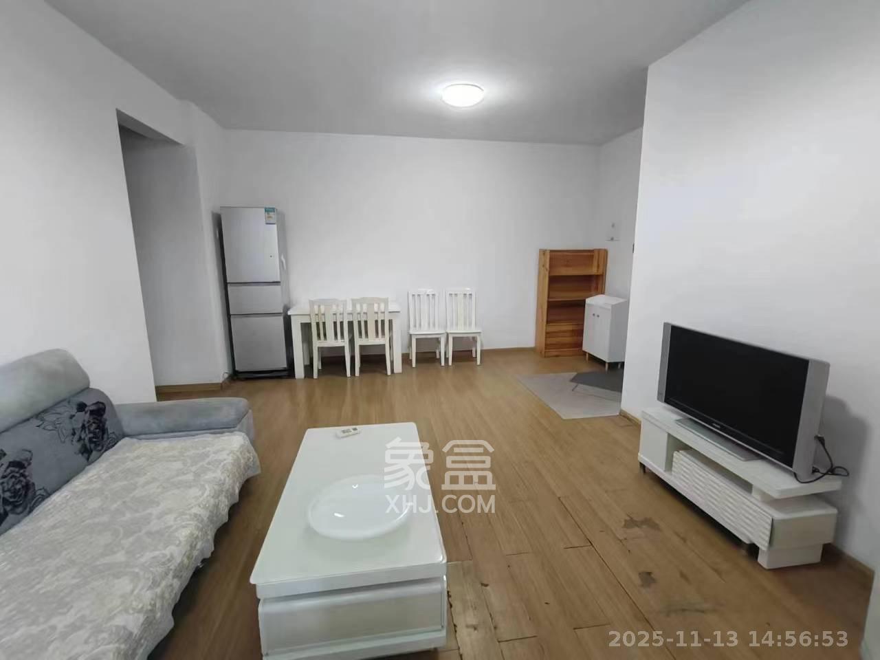 湘域城邦（湘域国际中心）  1室1厅1卫    3800.0元/月室内图