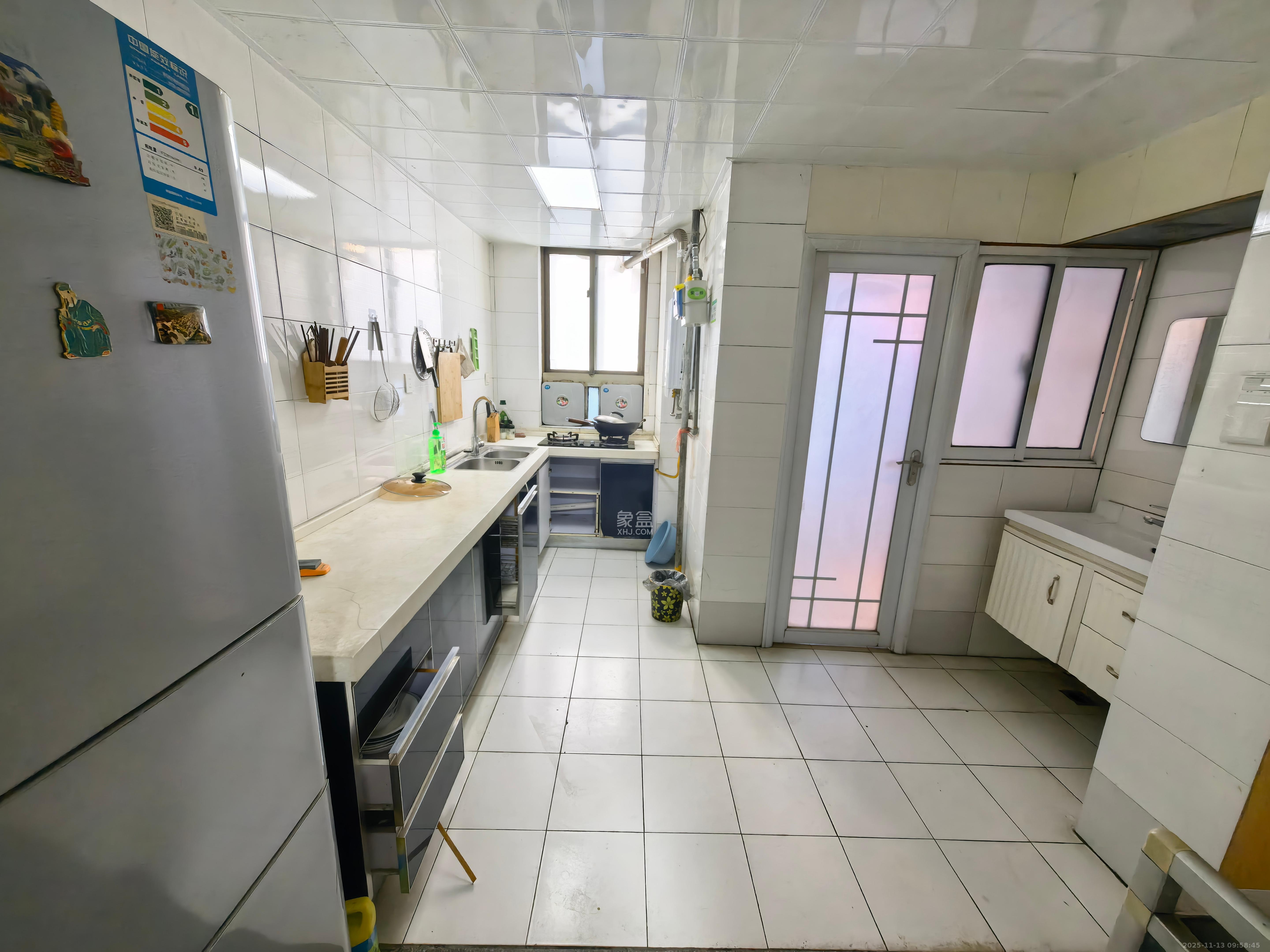 窑岭光大银行宿舍  2室1厅1卫    2100.0元/月室内图