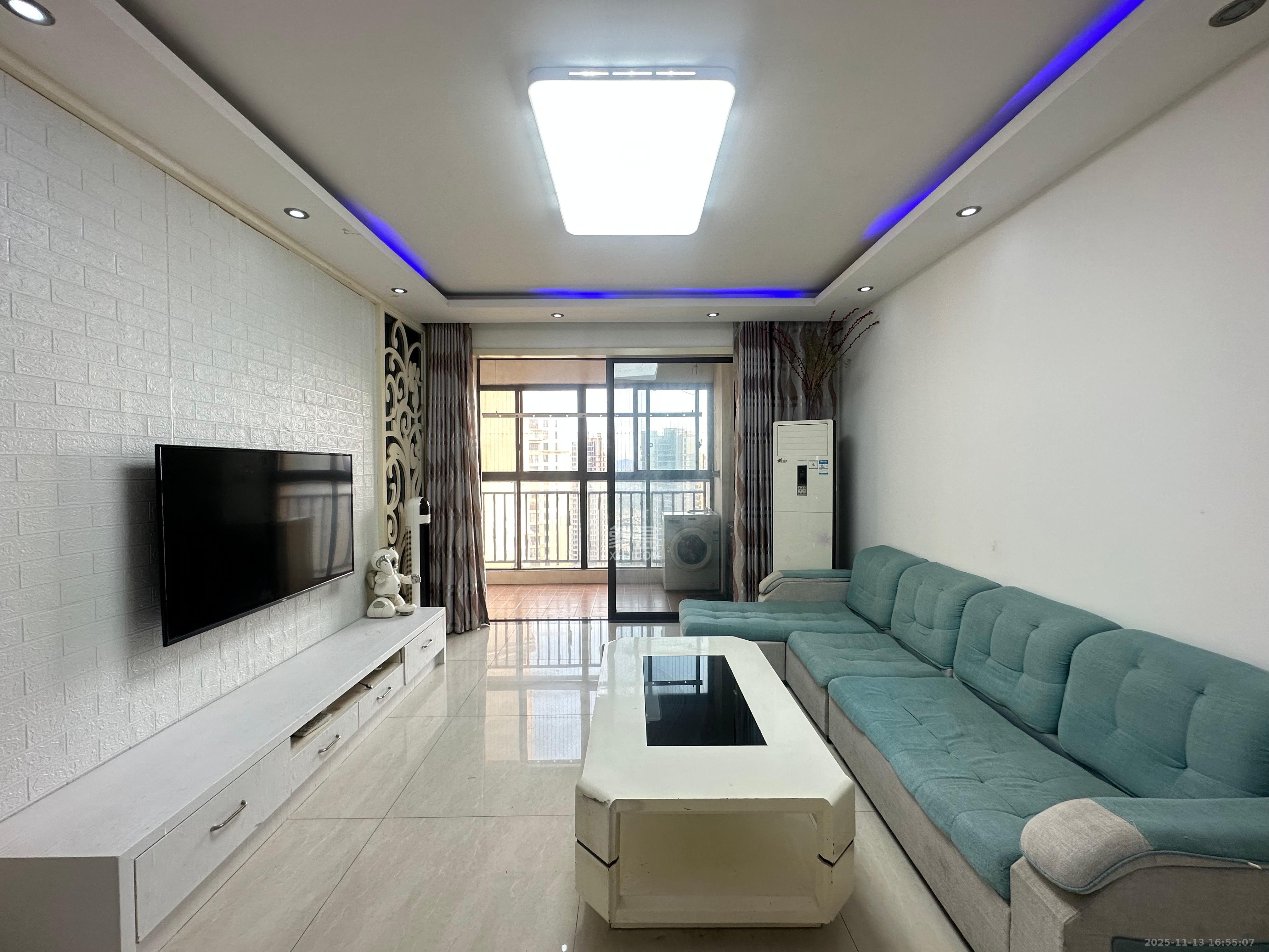 保利麓谷林语E区 3室2厅2卫 2600.0元/月 保利麓谷林语E区 3室2厅2卫 2600.0元/月室内图