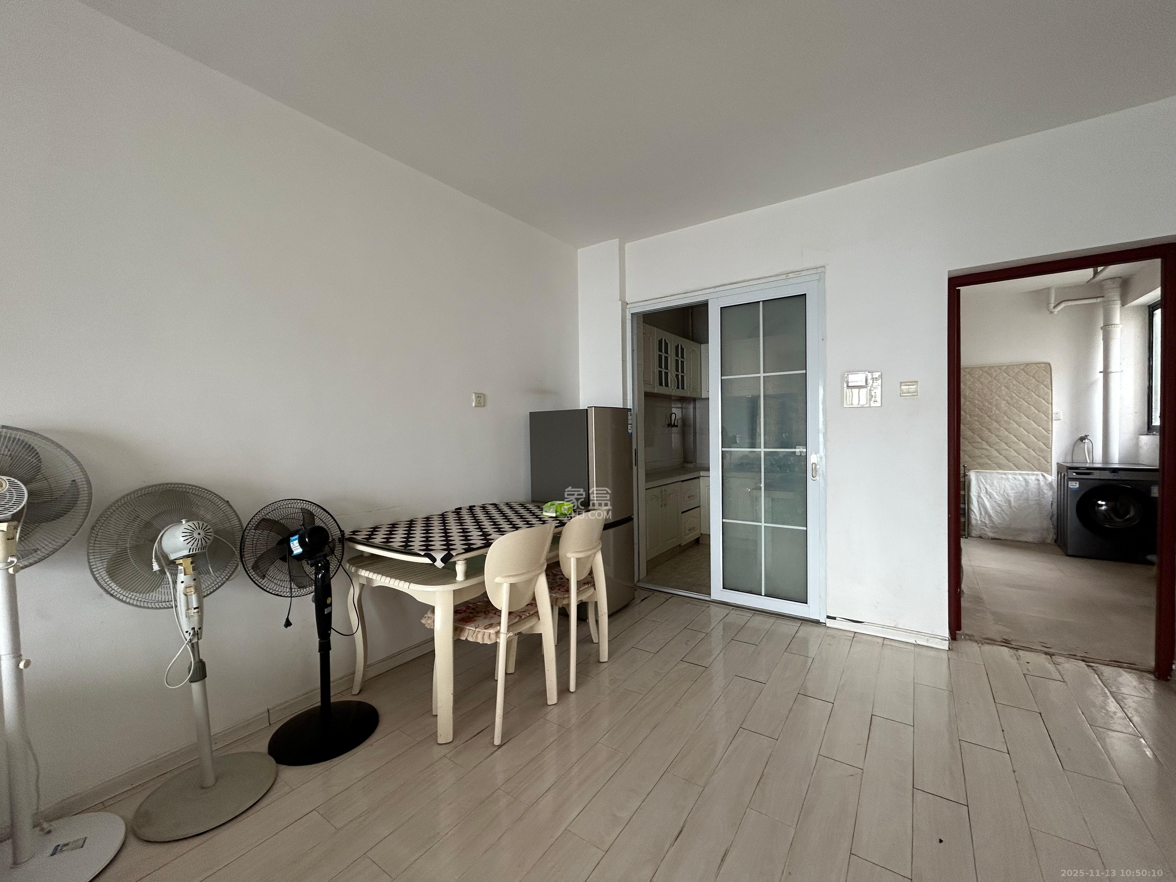 景秀江山  2室2厅1卫    2100.0元/月室内图