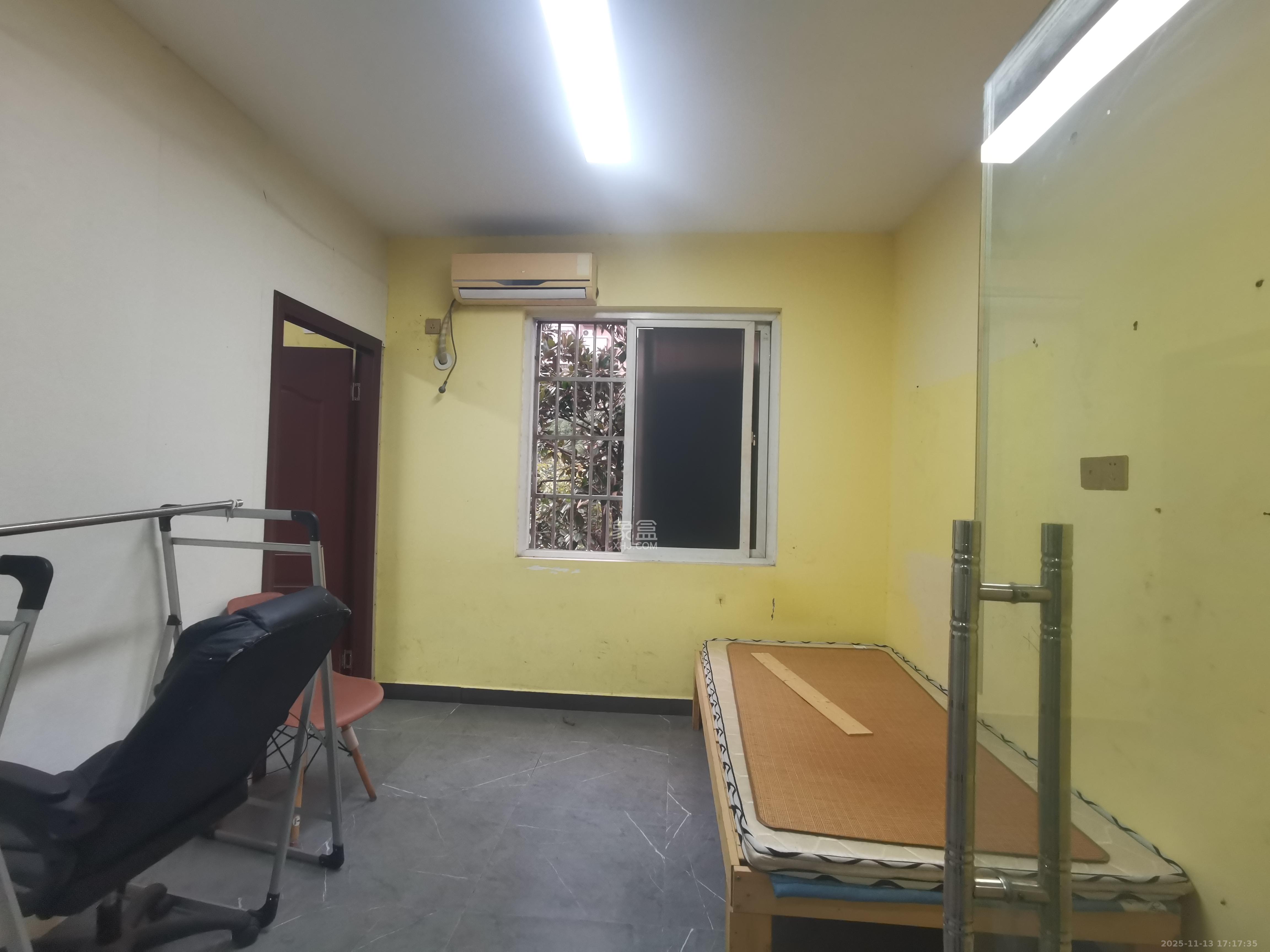 星城新宇黎锦苑  3室2厅2卫    2300.0元/月室内图