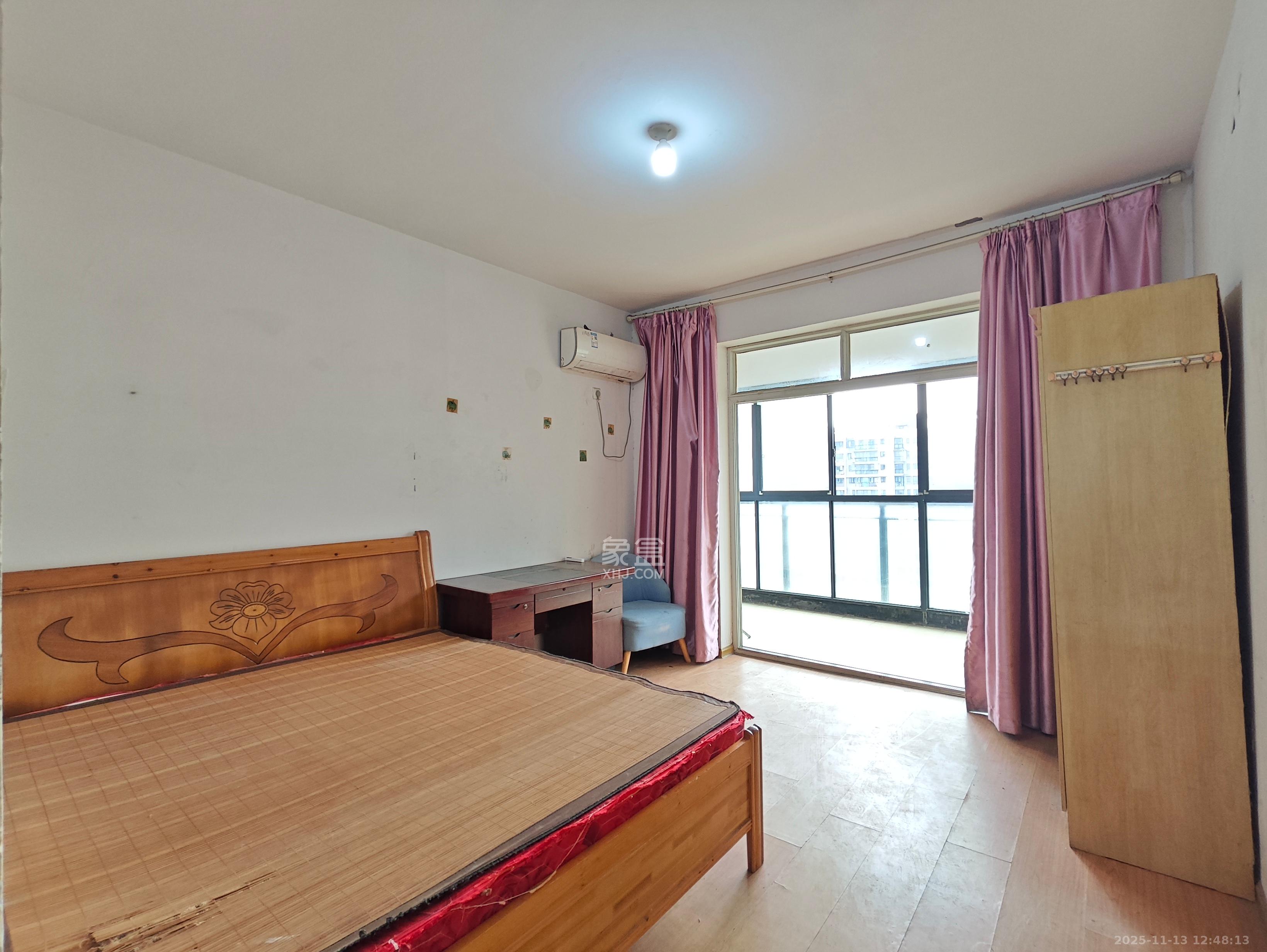 长大卧琥 3室2厅2卫 2000.0元/月 长大卧琥 3室2厅2卫 2000.0元/月室内图