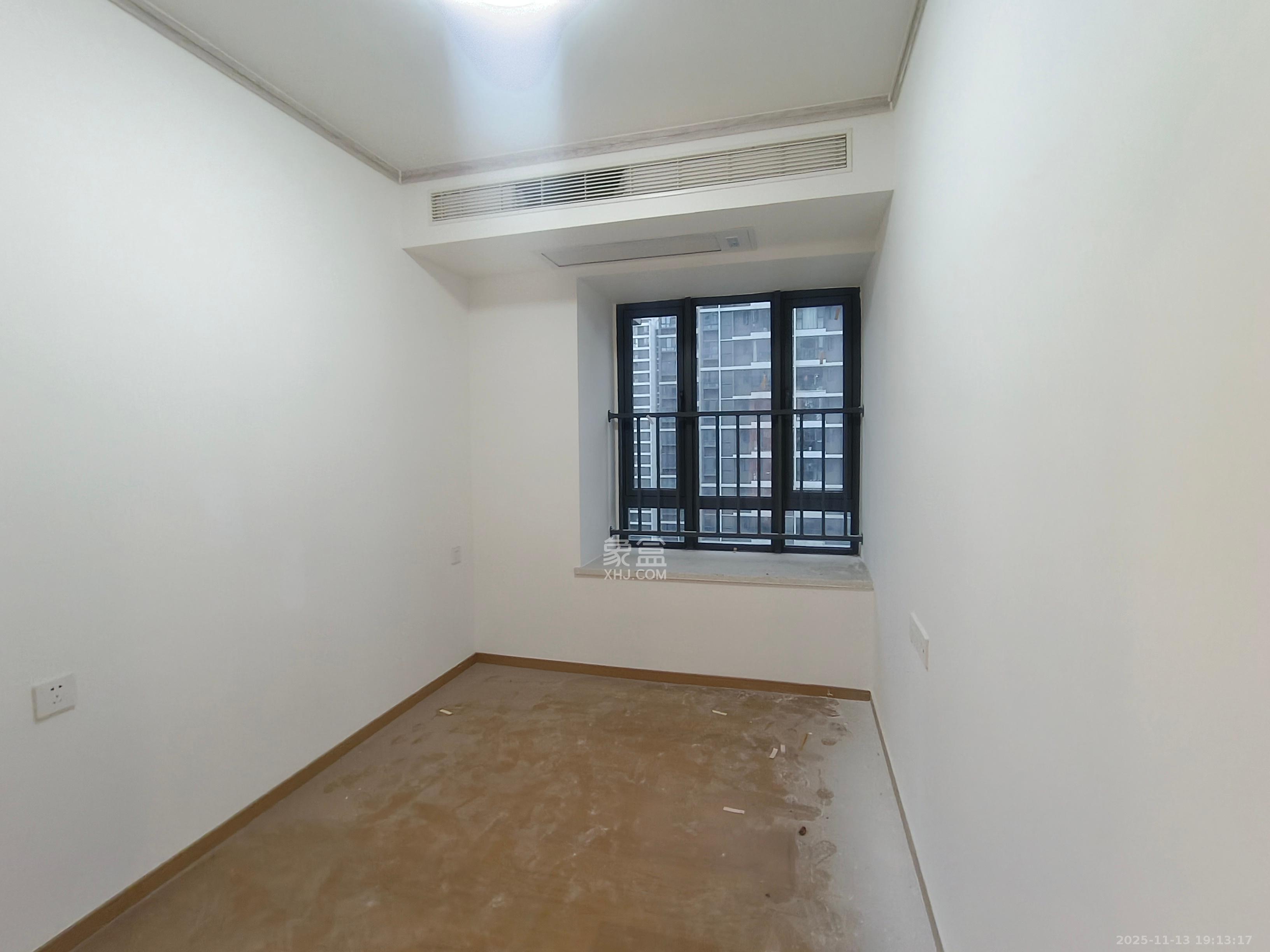 清控湖山雅居南区  3室2厅2卫    2700.0元/月室内图