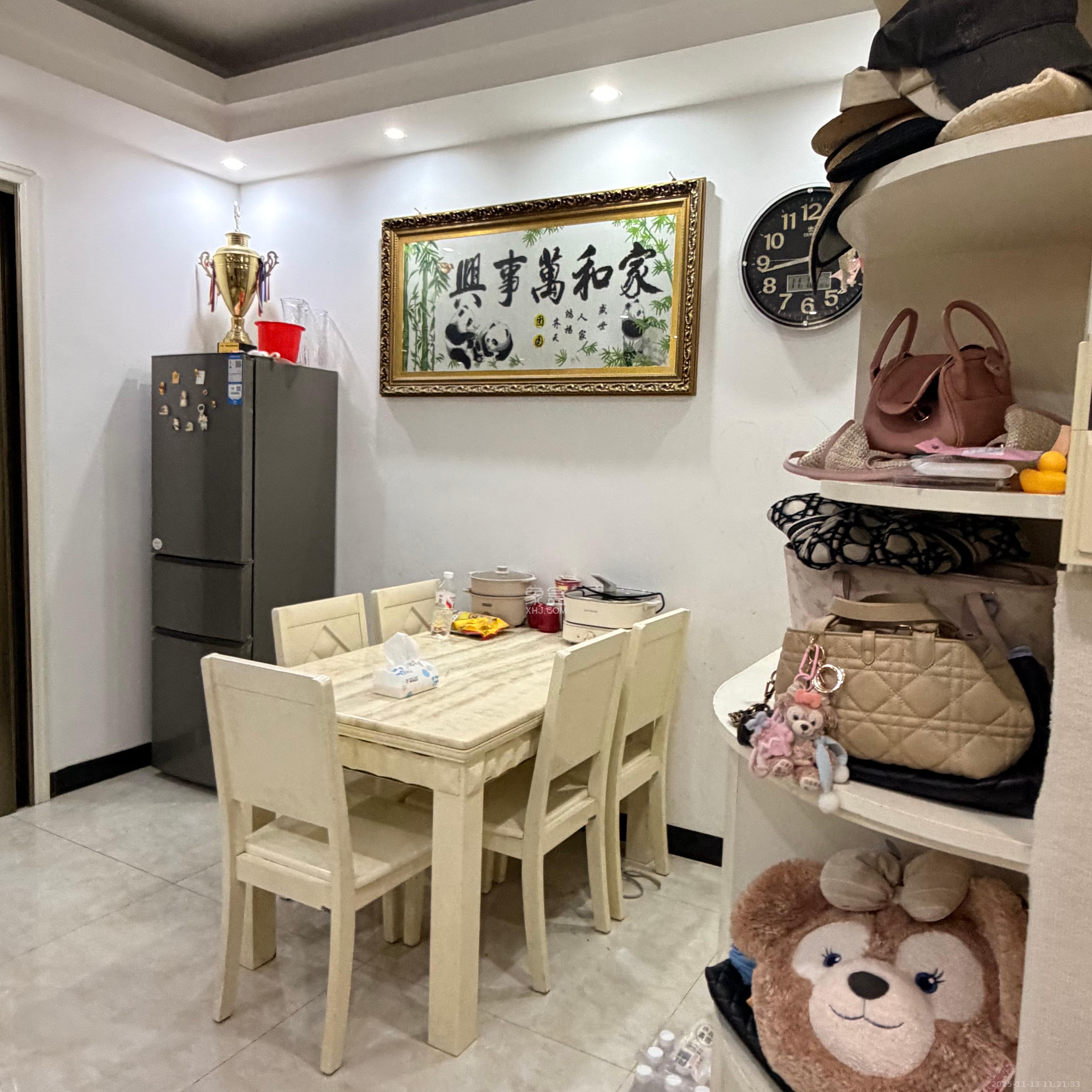 尊邸华庭  2室1厅1卫    2300.0元/月室内图