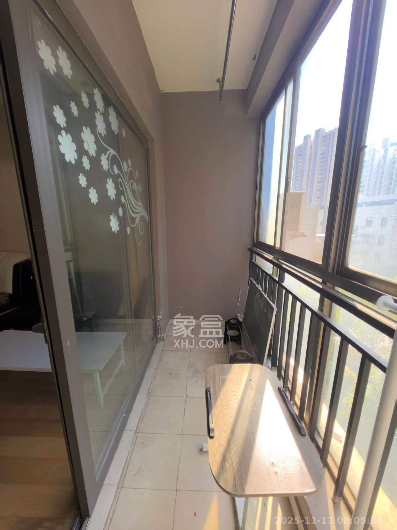 远大麓园 1室1厅1卫 1300.0元/月 远大麓园 1室1厅1卫 1300.0元/月室内图