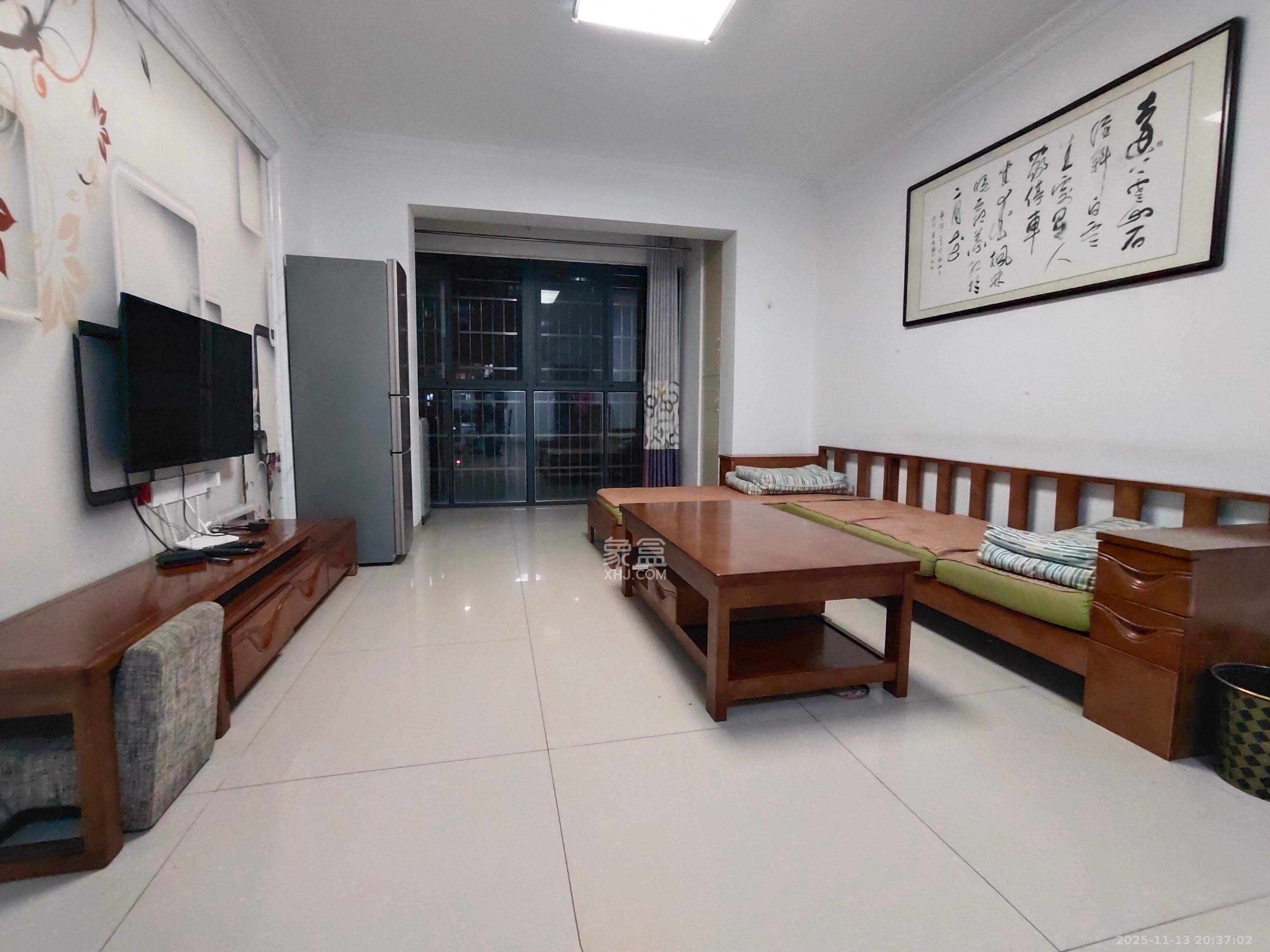 桥头家苑一期 1室0厅0卫 1600.0元/月 桥头家苑一期 1室0厅0卫 1600.0元/月室内图