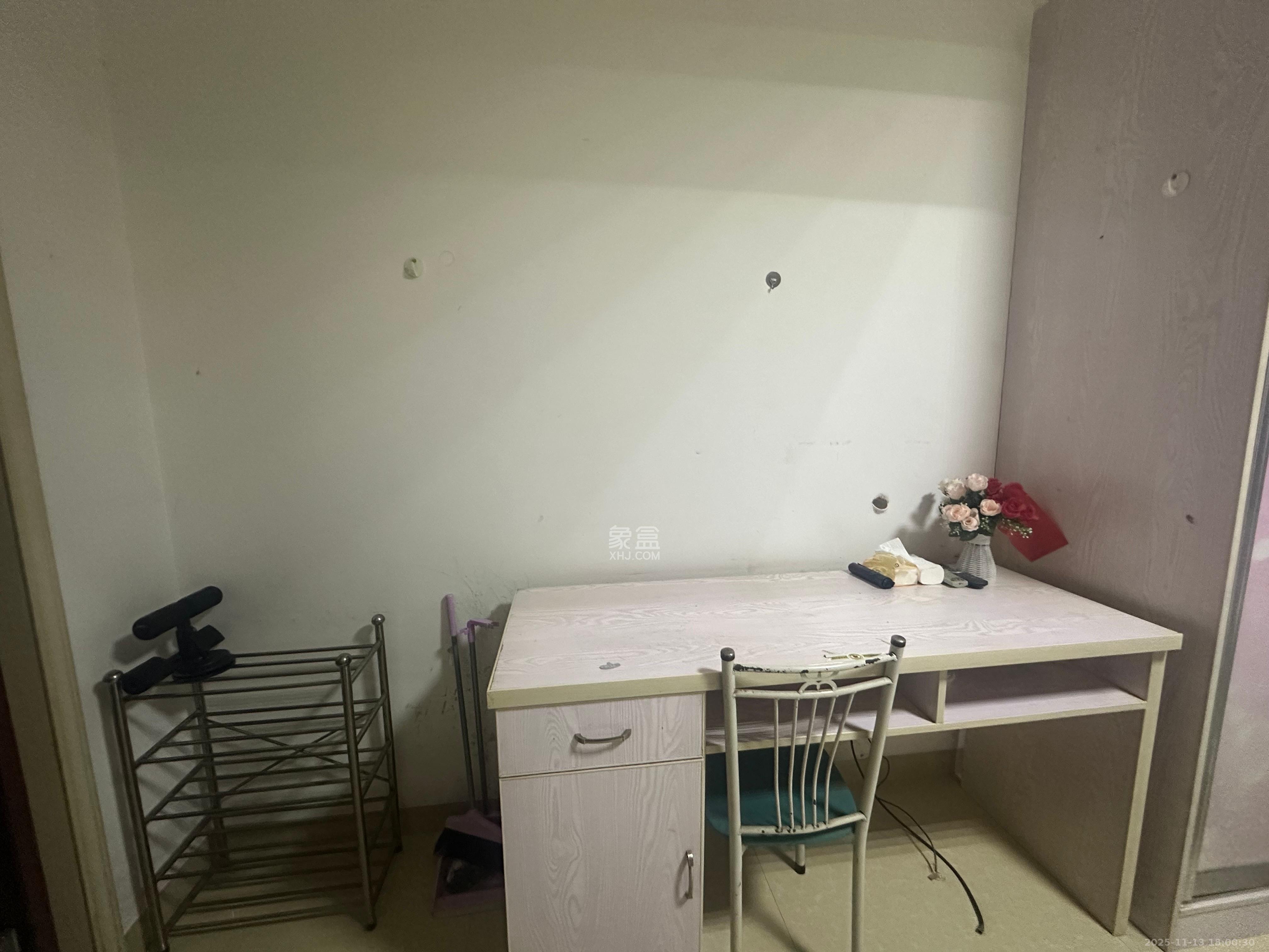 松雅湖畔  1室1厅1卫    750.0元/月室内图