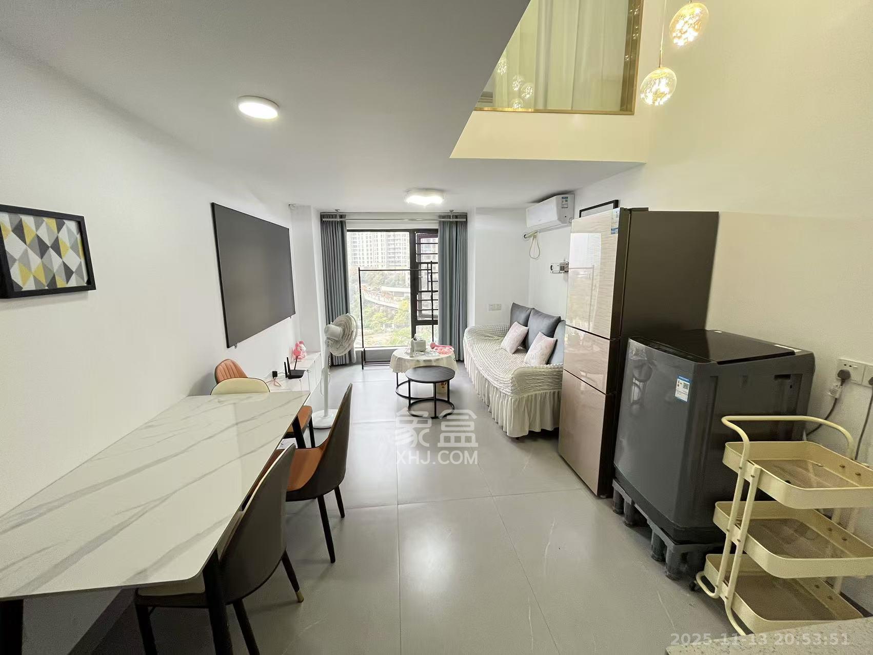 卓越江岸  1室1厅1卫    2000.0元/月室内图