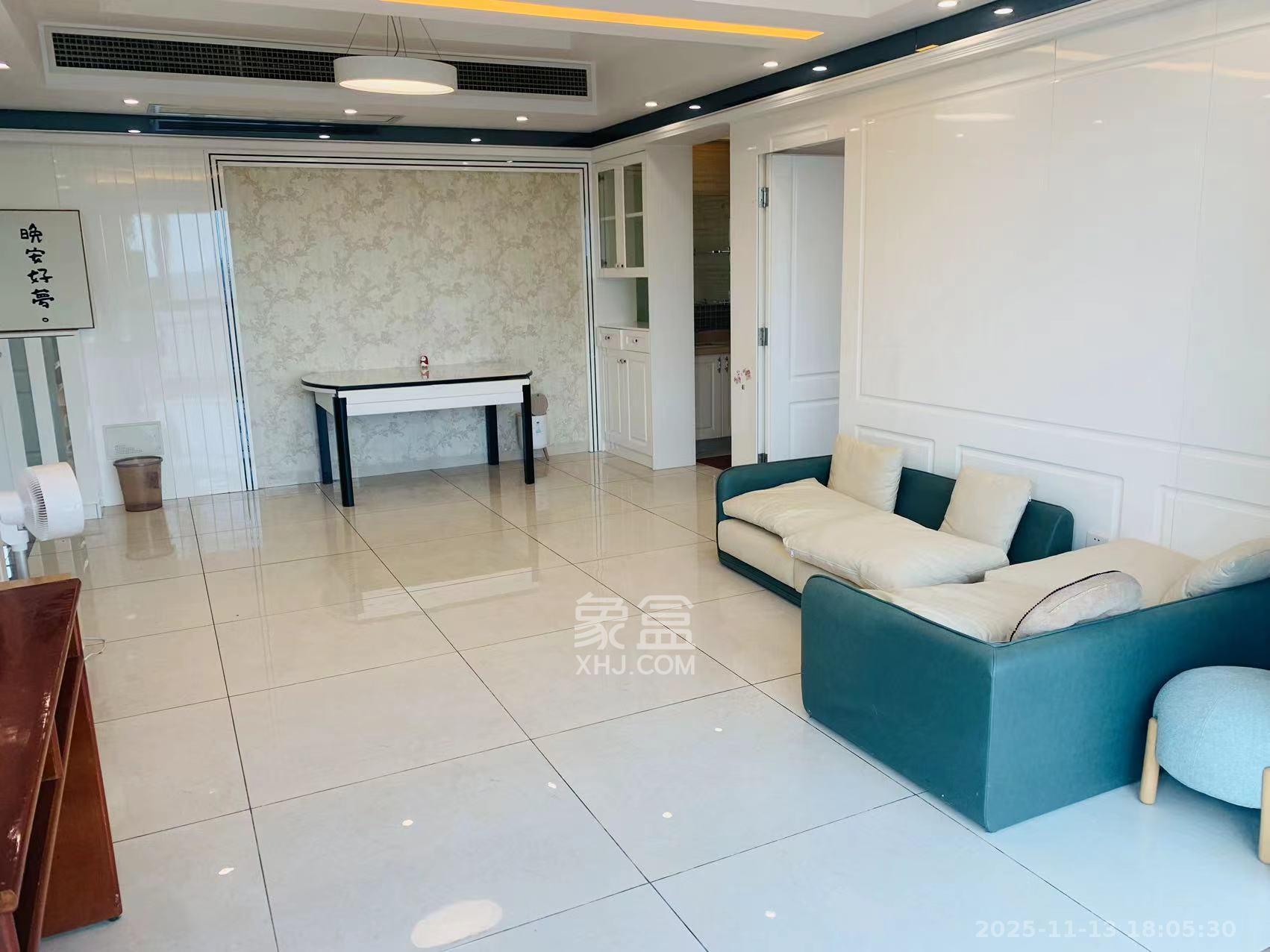 五一中央领御  2室2厅1卫    3500.0元/月室内图