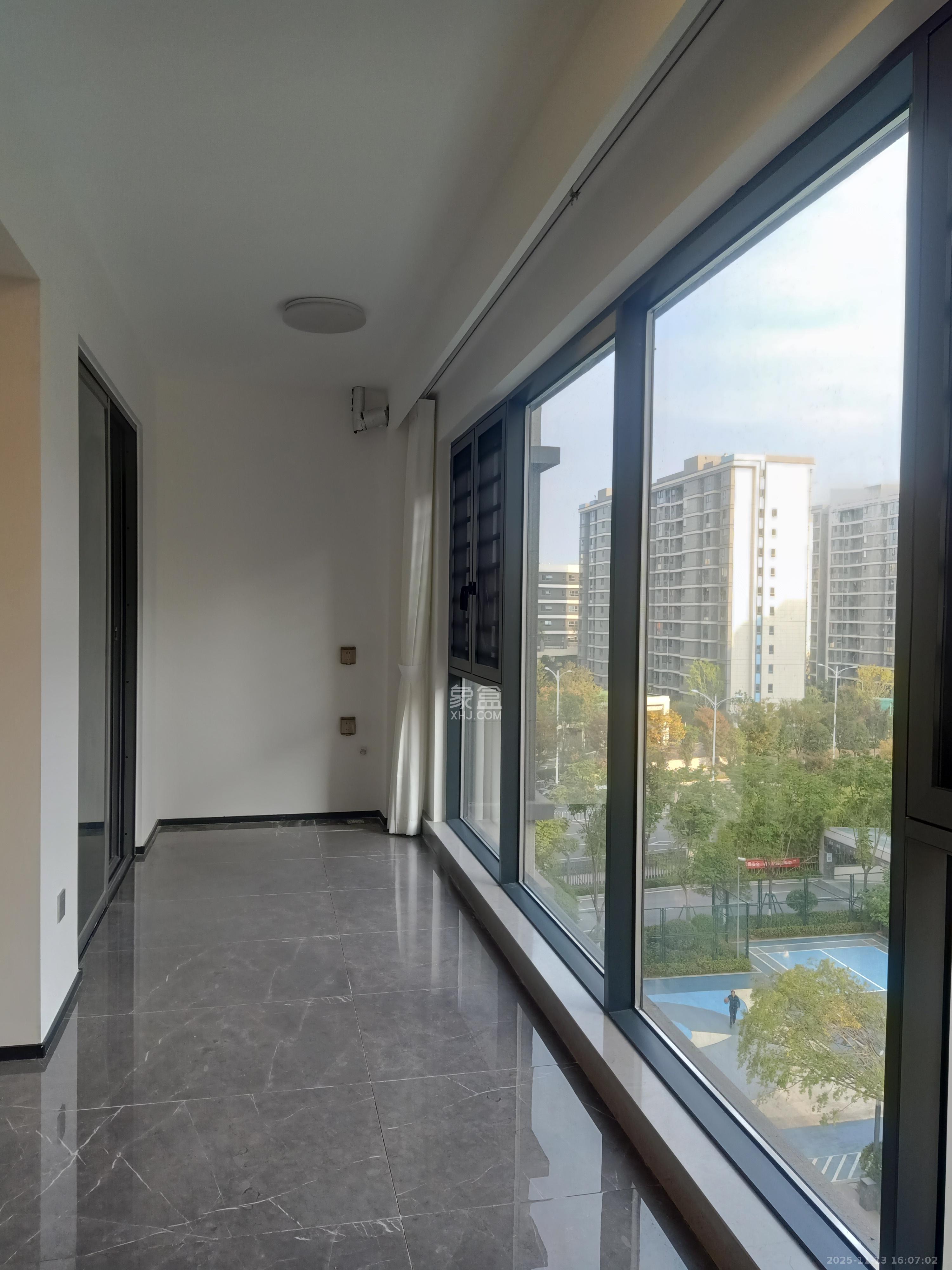 中海寰宇天下 4室2厅2卫 3500.0元/月 中海寰宇天下 4室2厅2卫 3500.0元/月室内图