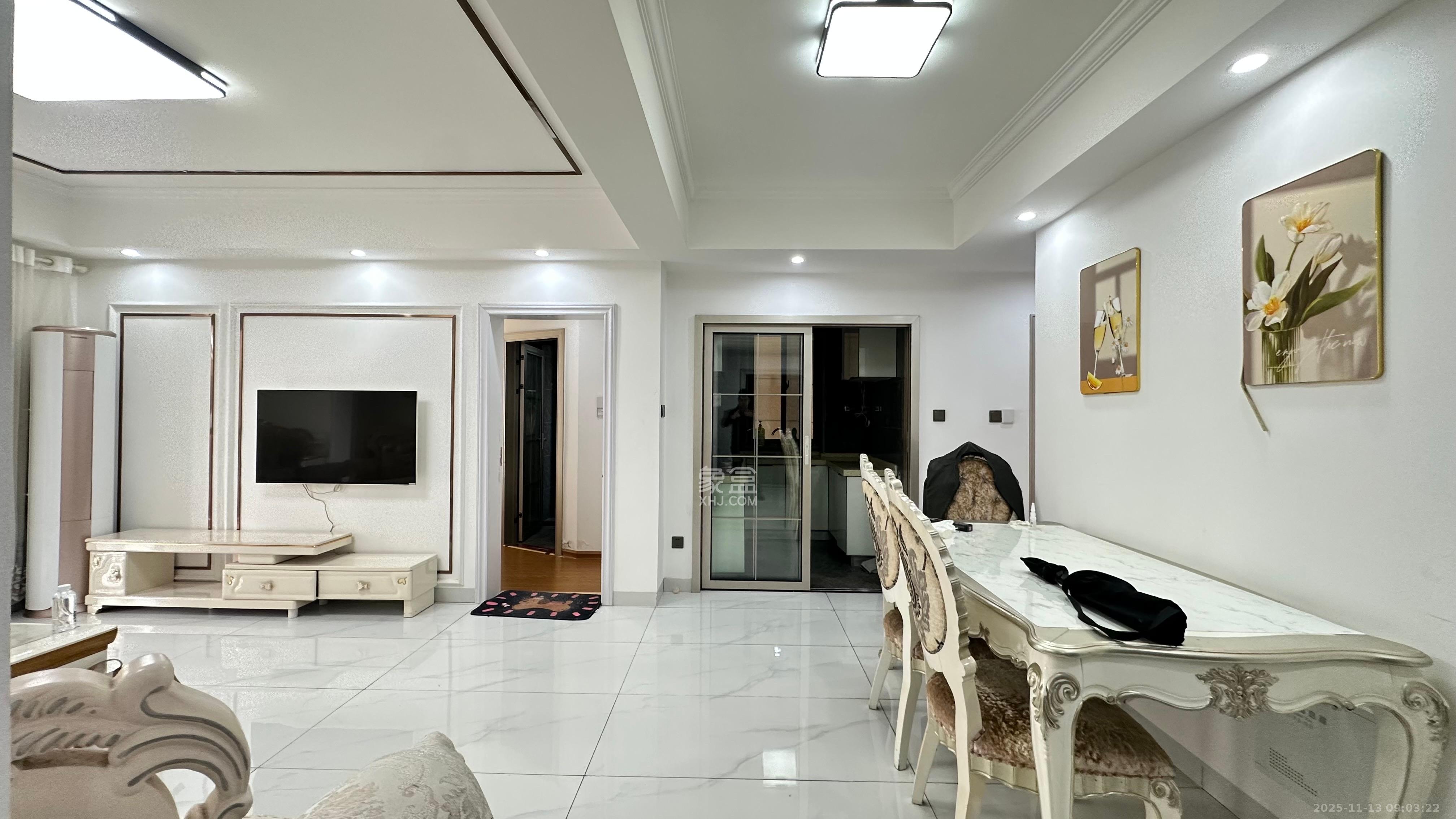 明发国际城  3室2厅2卫    2500.0元/月室内图