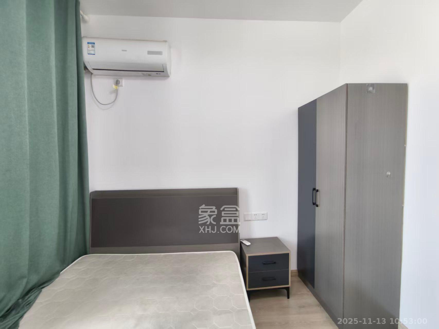 紫华郡  4室2厅2卫    2700.0元/月室内图