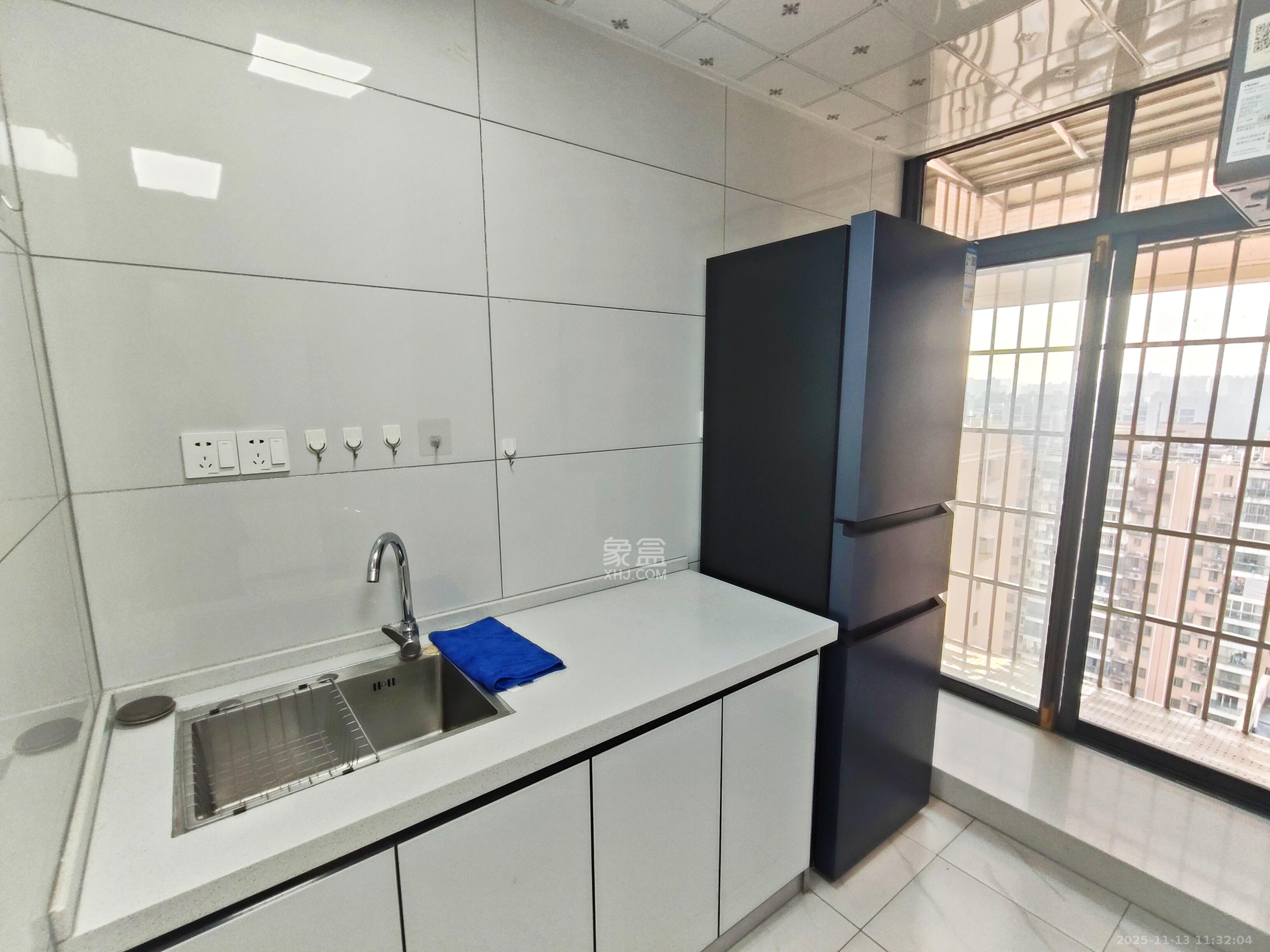 山水新城  1室1厅1卫    1800.0元/月室内图