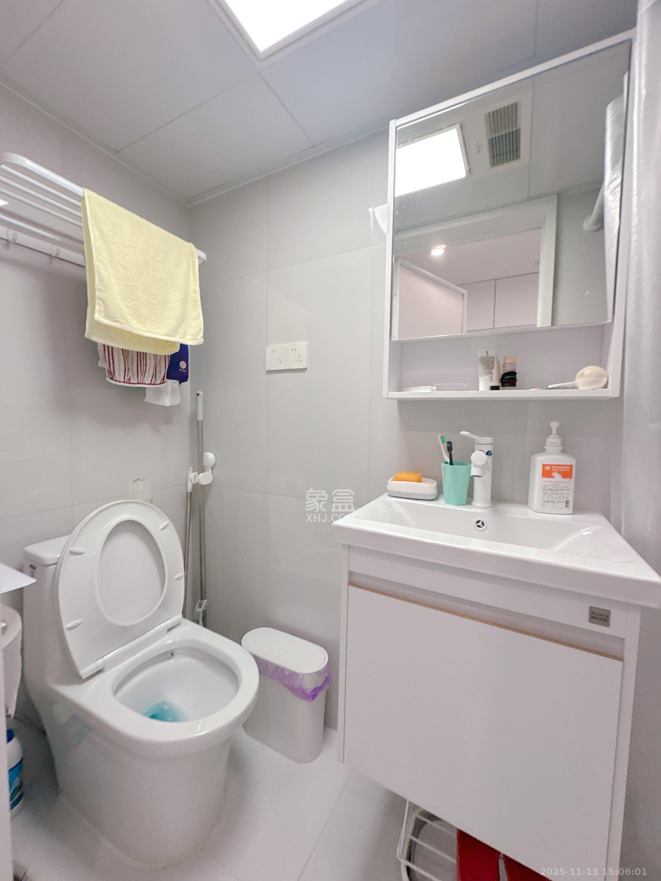 珠江花城好世界  1室1厅1卫    2000.0元/月室内图