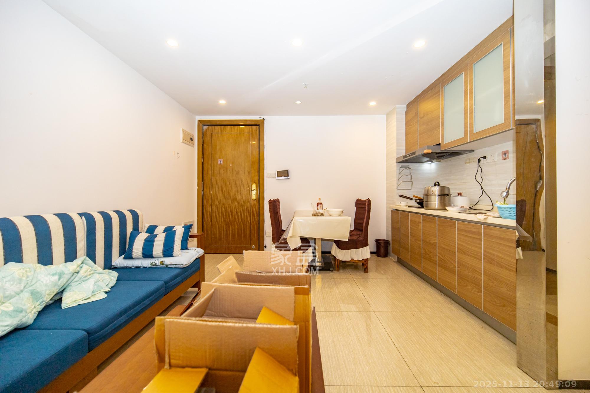 恒大翡翠华庭  2室2厅1卫    78.0万其他