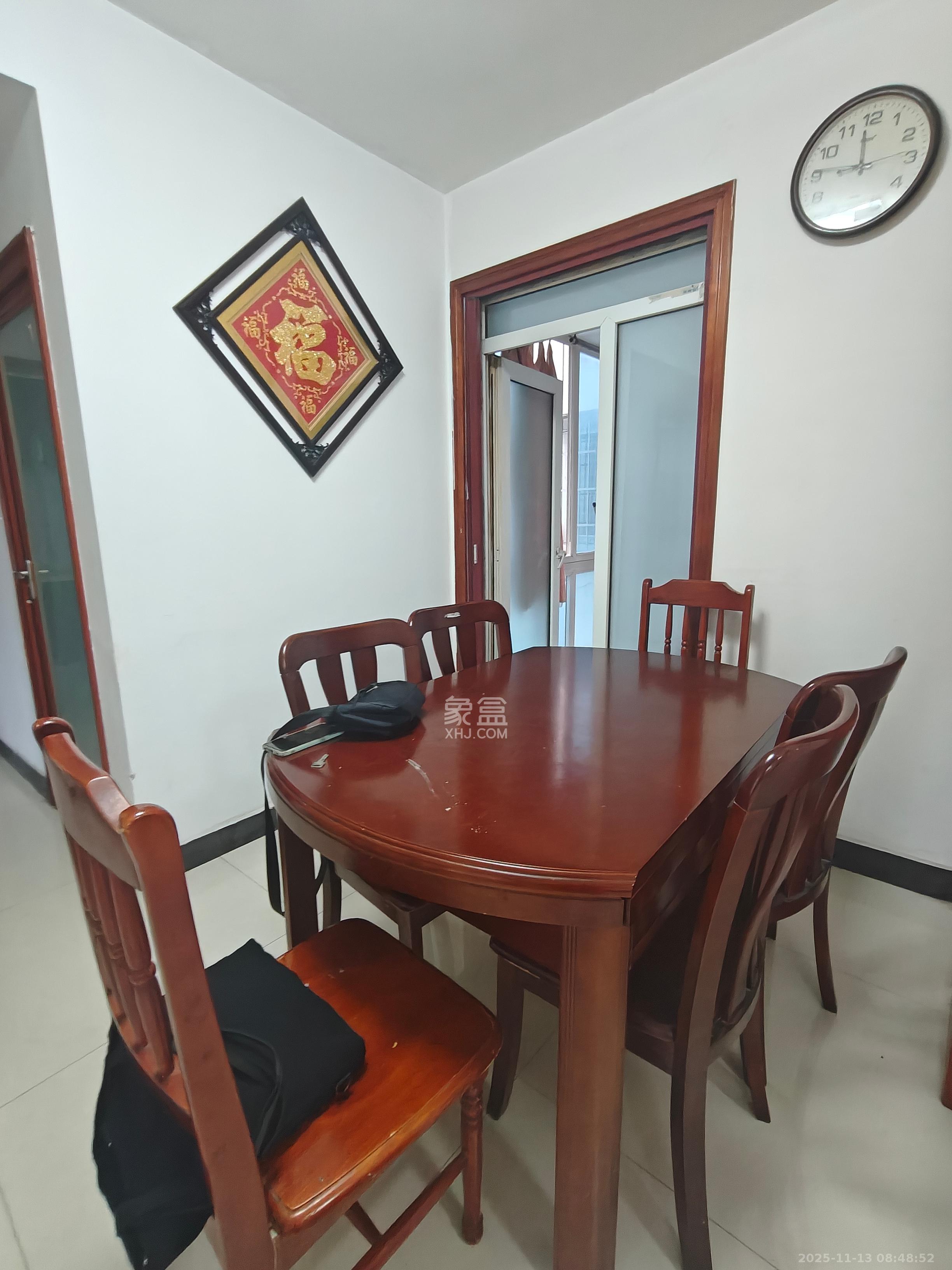 省委四区宿舍 2室2厅1卫 2400.0元/月 省委四区宿舍 2室2厅1卫 2400.0元/月室内图