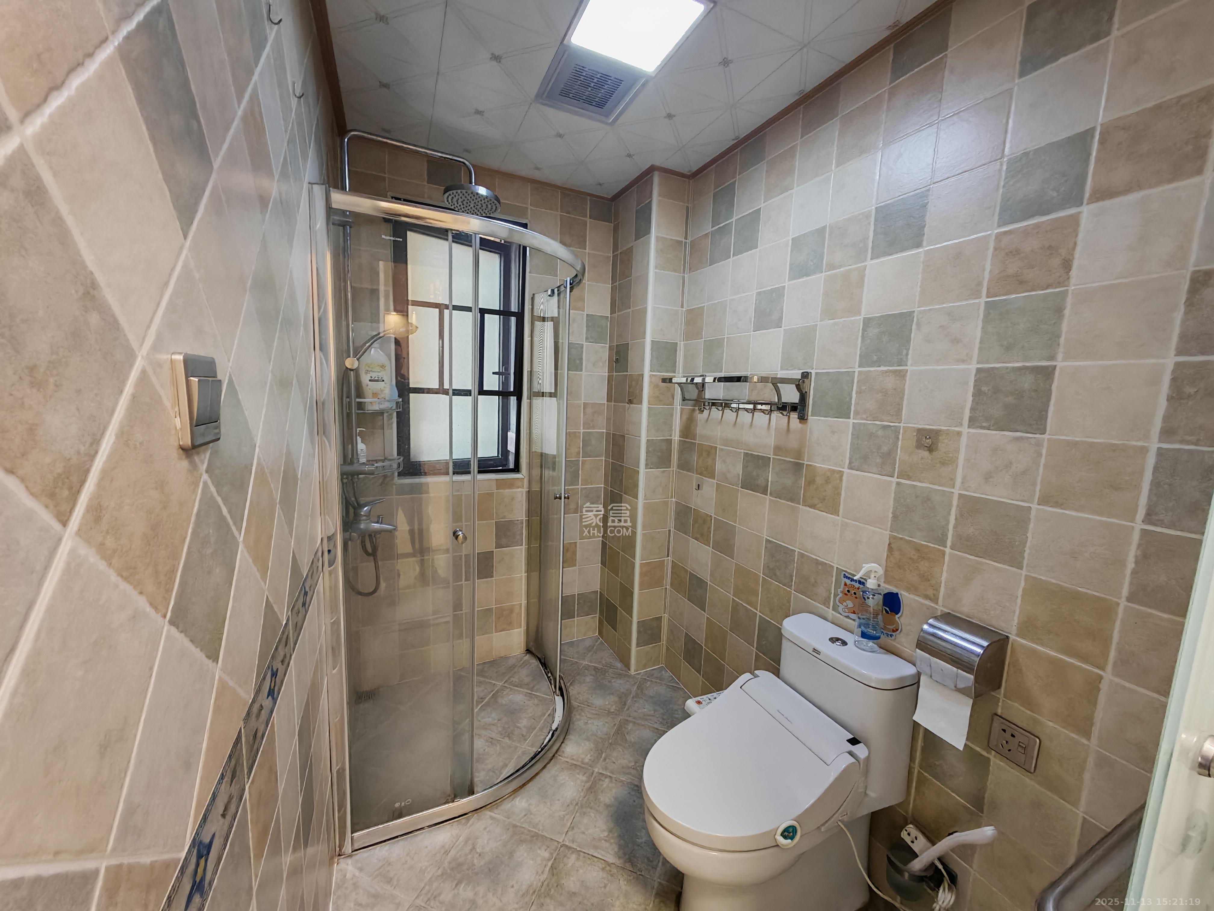 金茂梅溪湖 2室2厅1卫 3000.0元/月 金茂梅溪湖 2室2厅1卫 3000.0元/月室内图