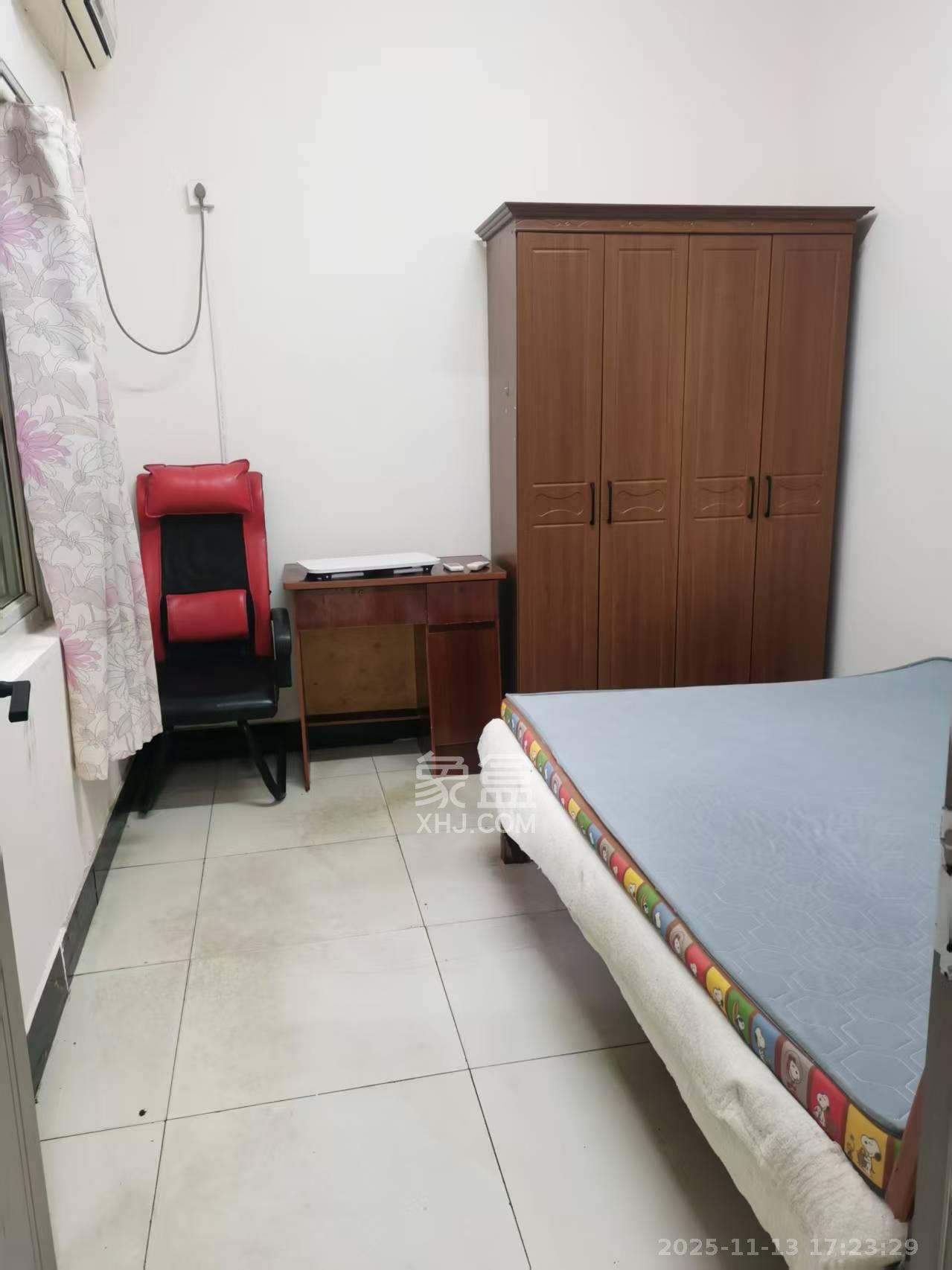 宝塔山私房散盘  1室1厅1卫    800.0元/月室内图