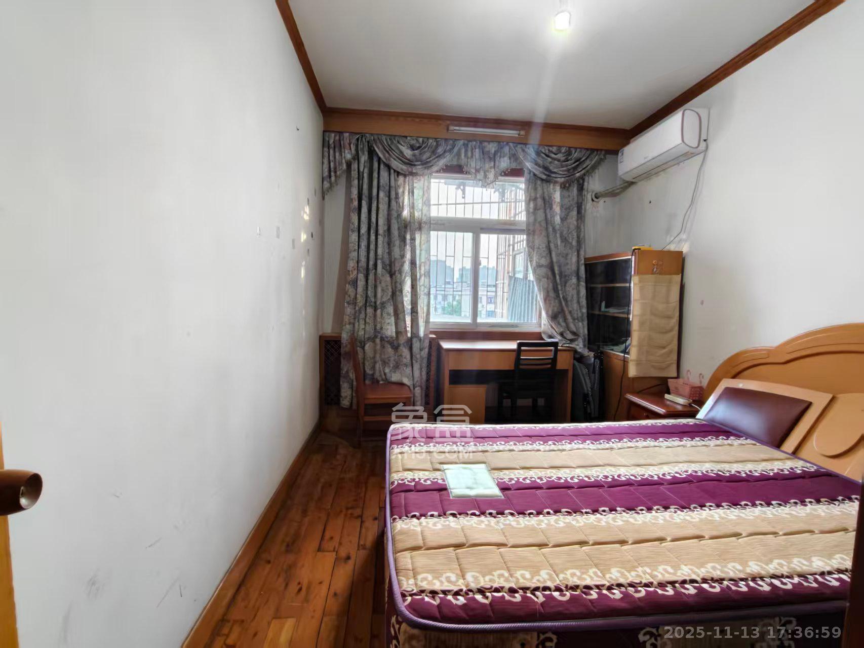 马王堆老干部休养所 3室2厅1卫 1500.0元/月 马王堆老干部休养所 3室2厅1卫 1500.0元/月室内图