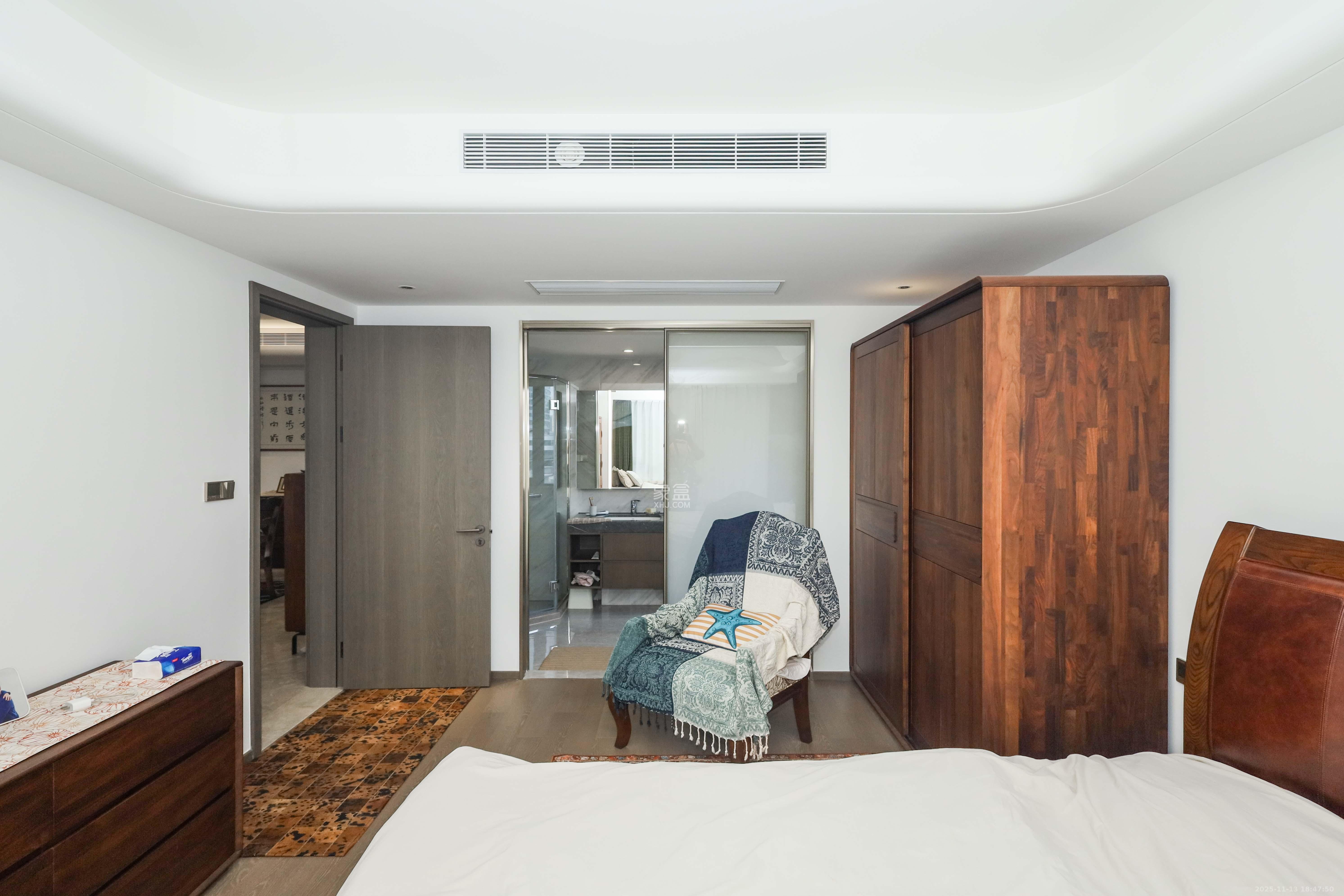 绿城招商桂语雲峯 4室2厅2卫 380.0万 绿城招商桂语雲峯 4室2厅2卫 380.0万卧室