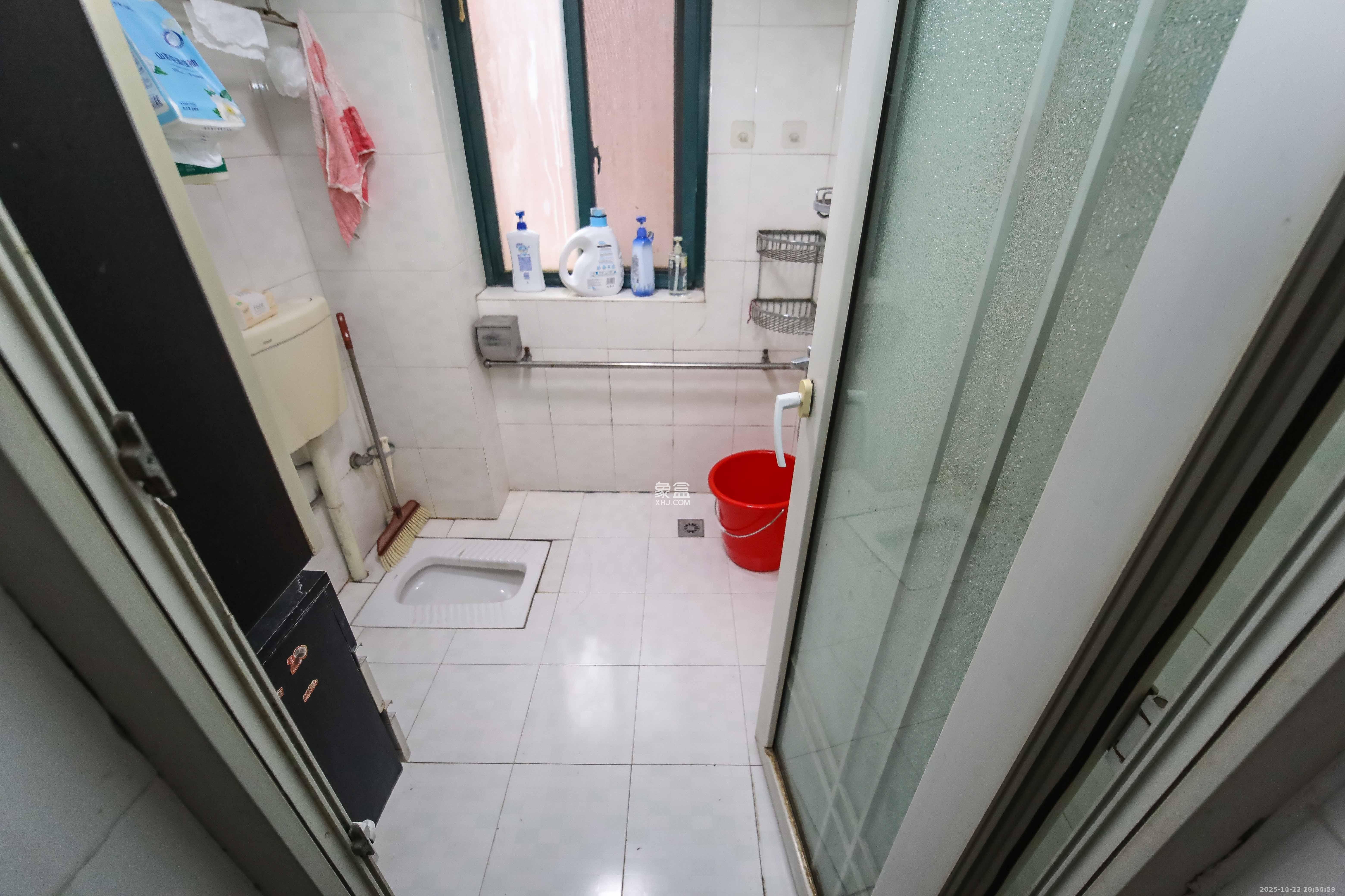 东玺门  2室1厅1卫    2400.0元/月室内图