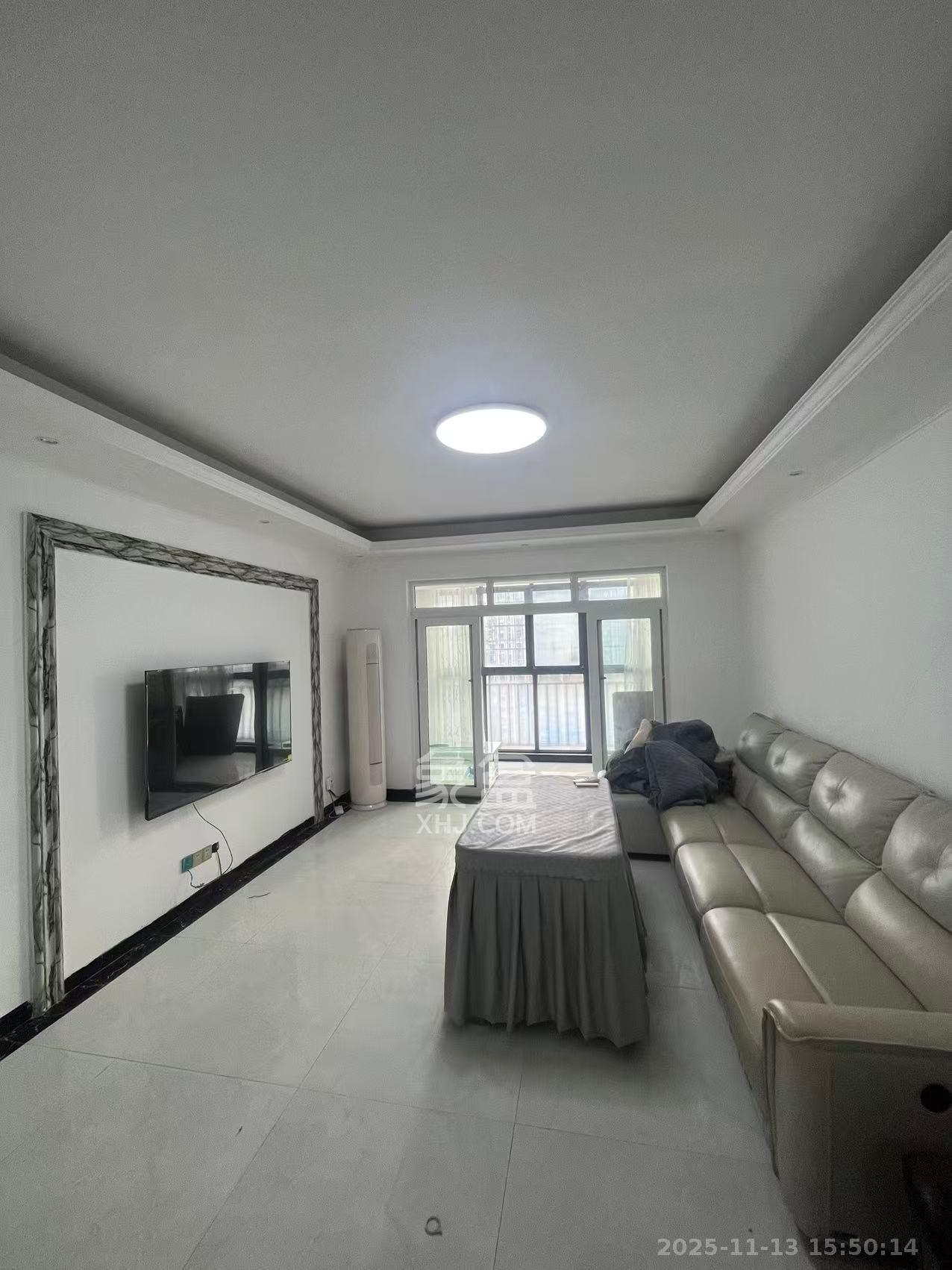 泊爱蓝湾 3室2厅2卫 3000.0元/月 泊爱蓝湾 3室2厅2卫 3000.0元/月室内图