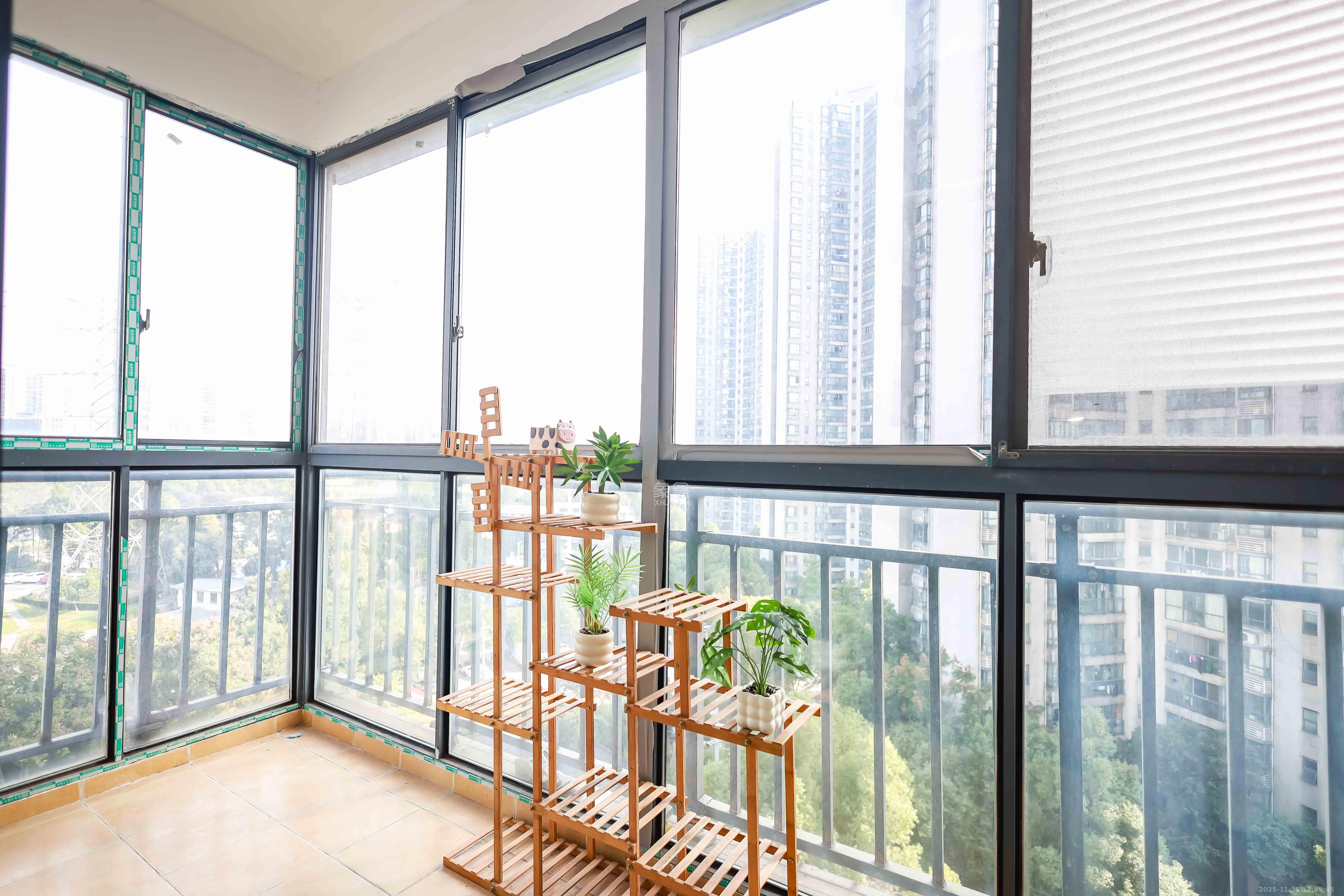 莱茵城 3室2厅2卫 85.8万 莱茵城 3室2厅2卫 85.8万阳台