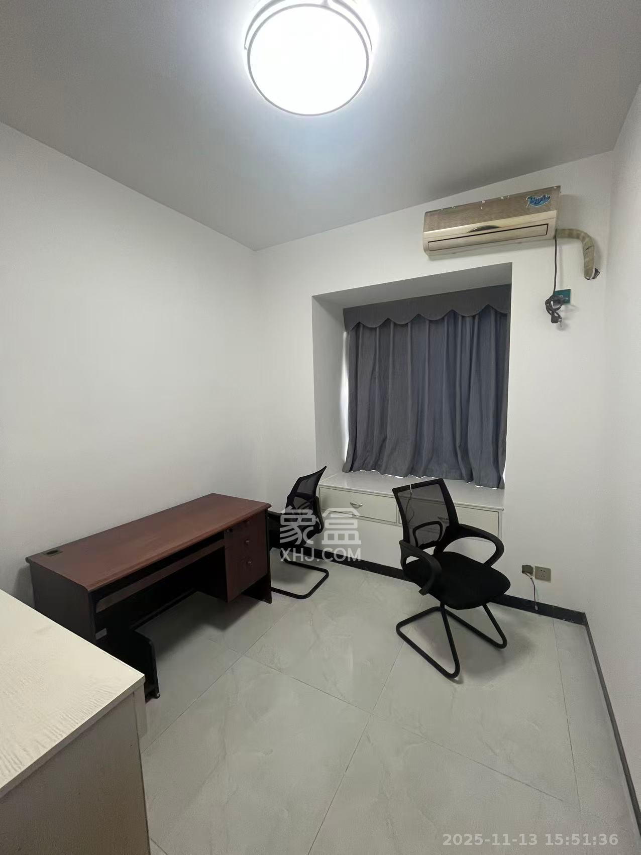 泊爱蓝湾  3室2厅2卫    3000.0元/月室内图