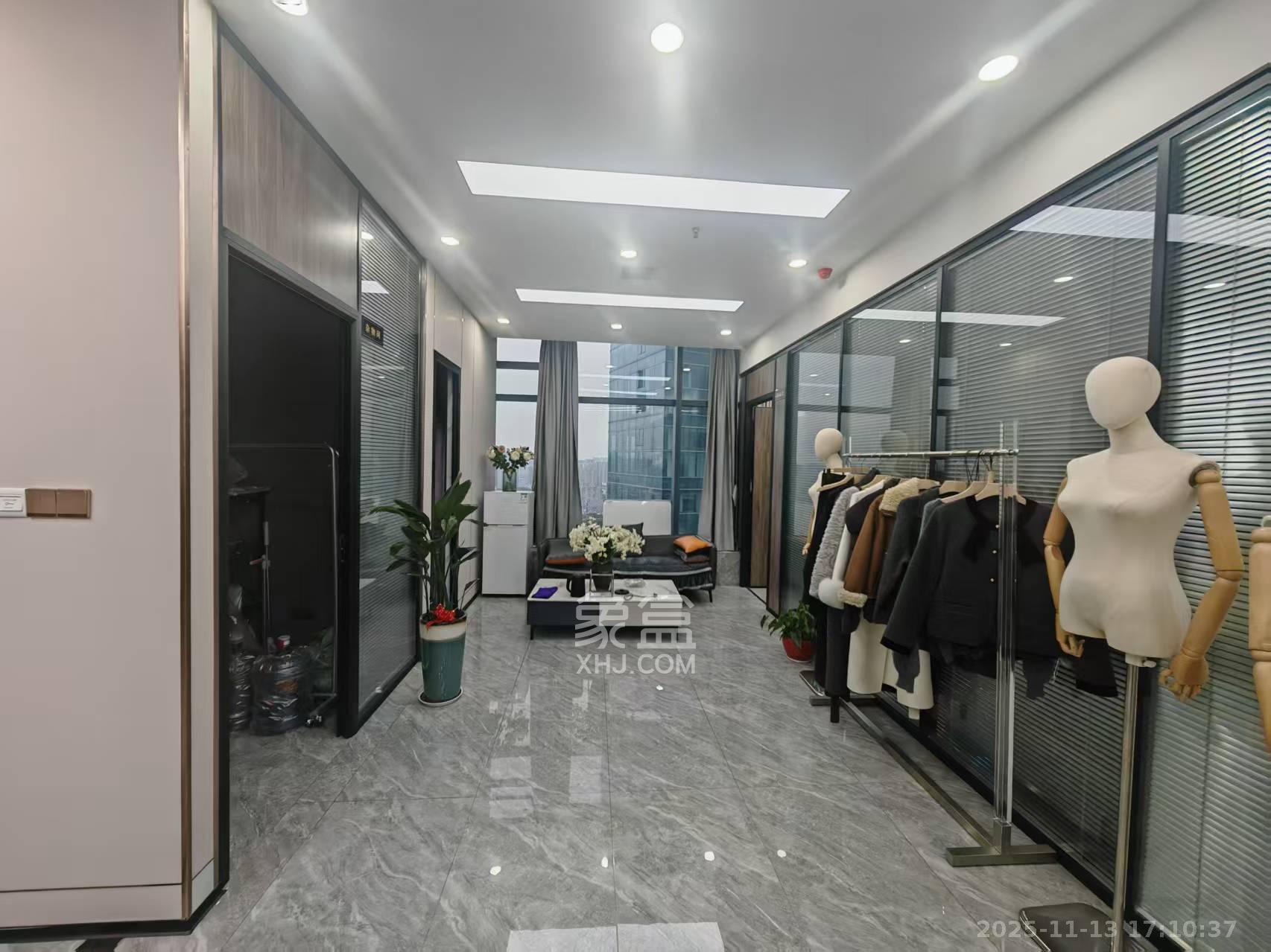 京武浪琴山三期（京武中心）  2室1厅1卫    7200.0元/月室内图