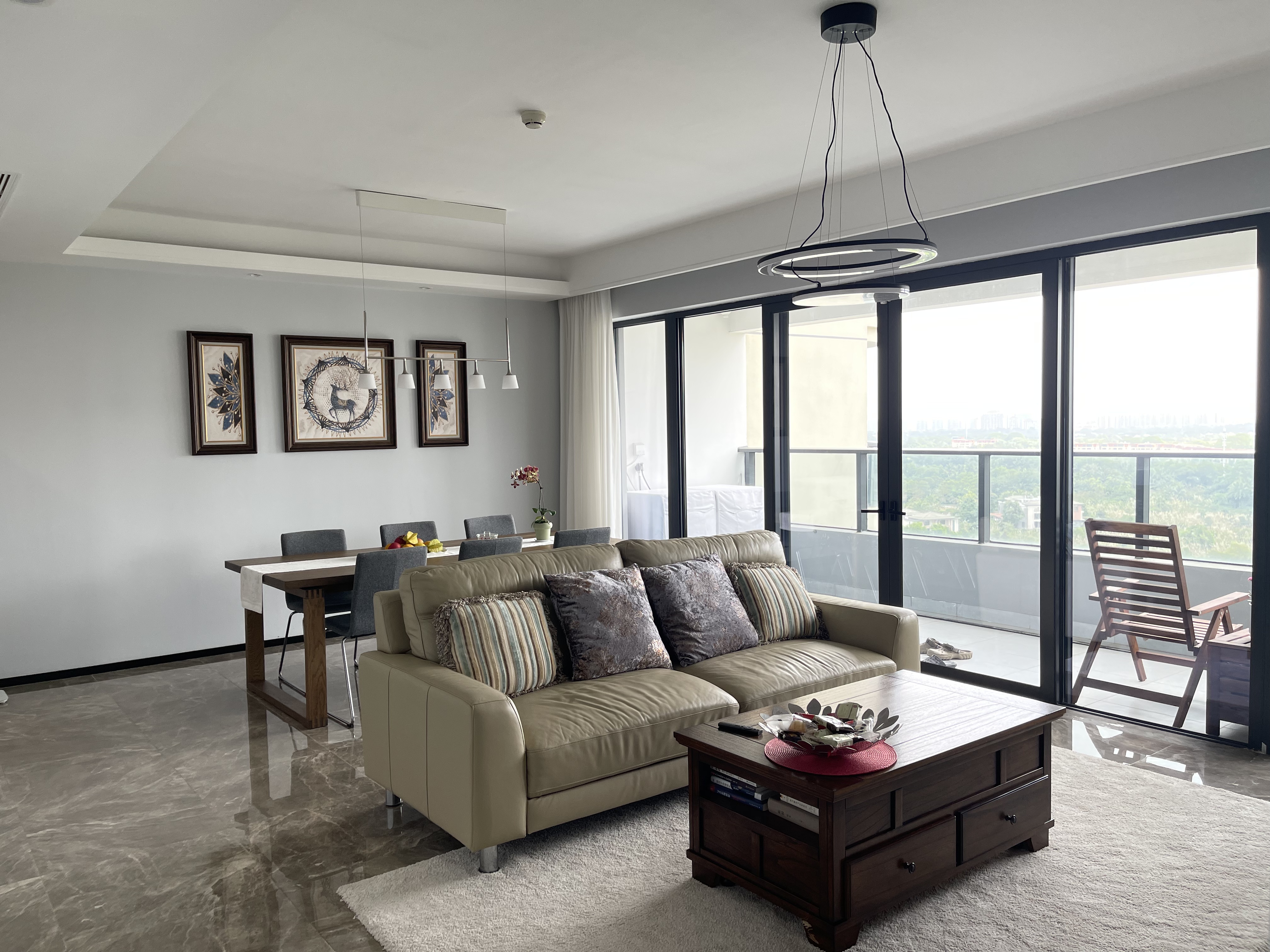 融创观澜湖公园壹号三期  4室2厅2卫    158.0万室内图