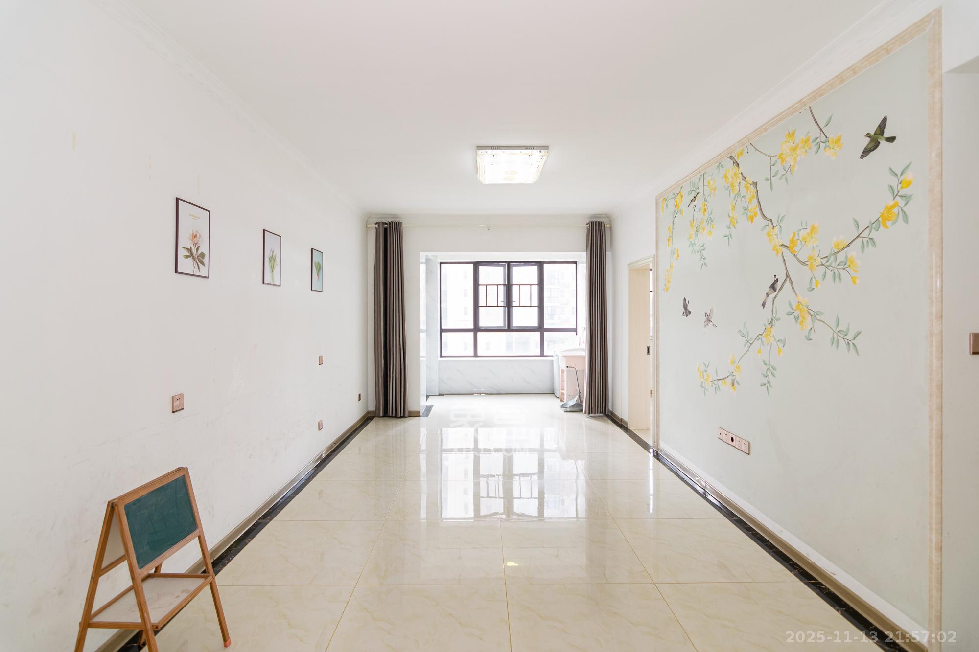 新华联梦想城 3室2厅1卫 82.0万 新华联梦想城 3室2厅1卫 82.0万客厅