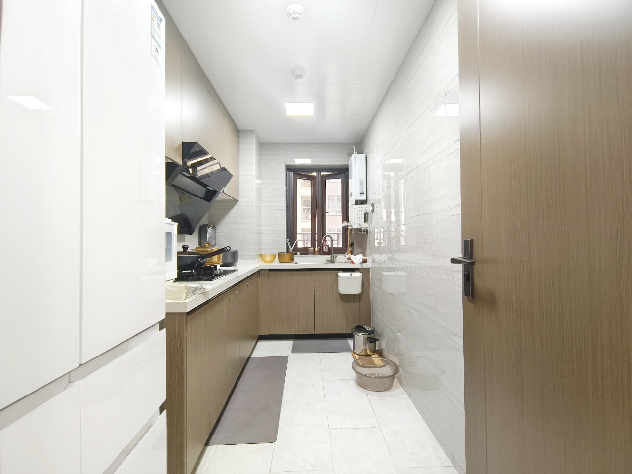 海航豪庭南苑 2室2厅1卫 4000.0元/月 海航豪庭南苑 2室2厅1卫 4000.0元/月室内图