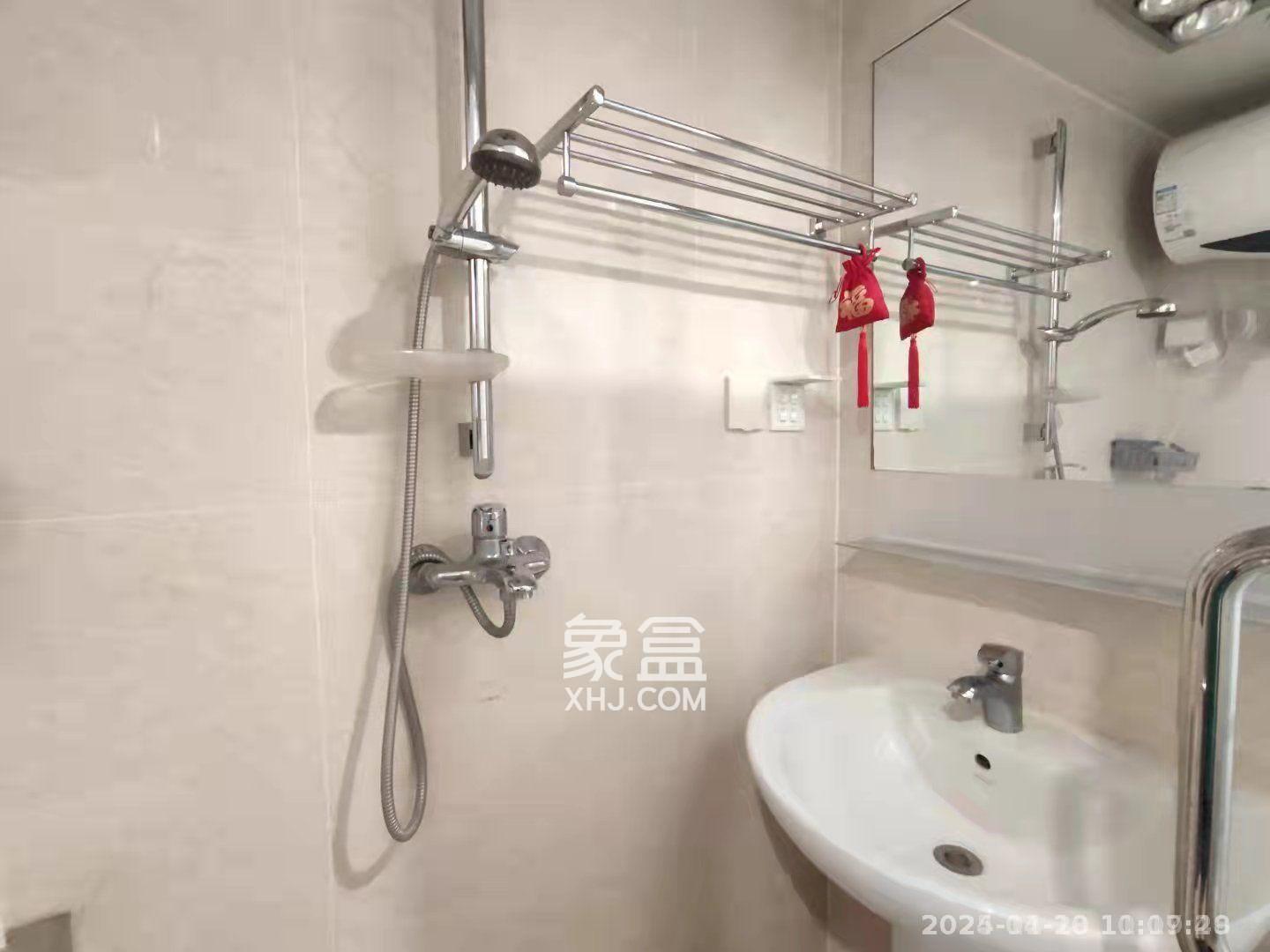 万科金域缇香 1室1厅1卫 1300.0元/月 万科金域缇香 1室1厅1卫 1300.0元/月室内图