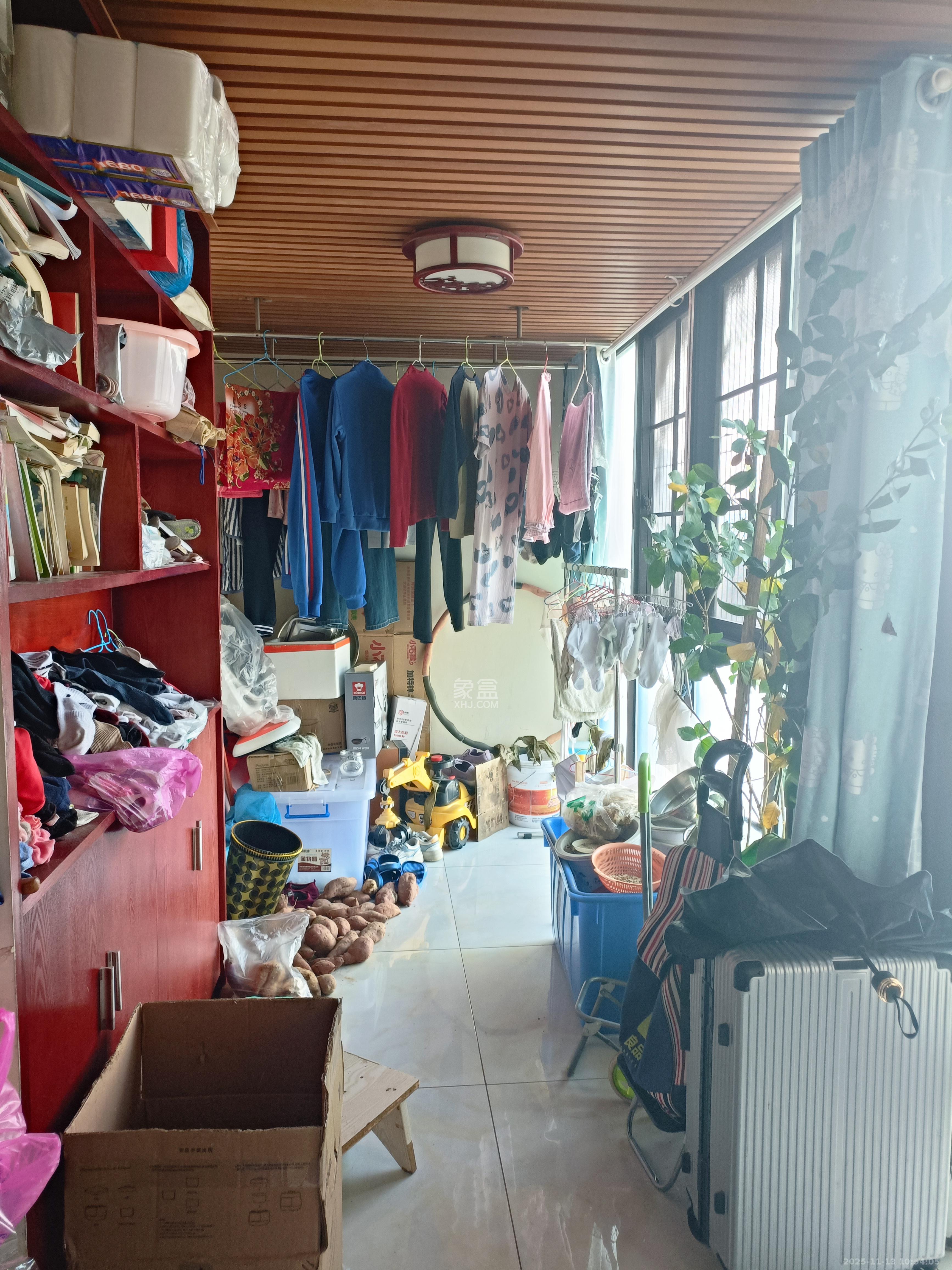 雨花公馆(紫苔名苑)  4室2厅2卫    3500.0元/月室内图