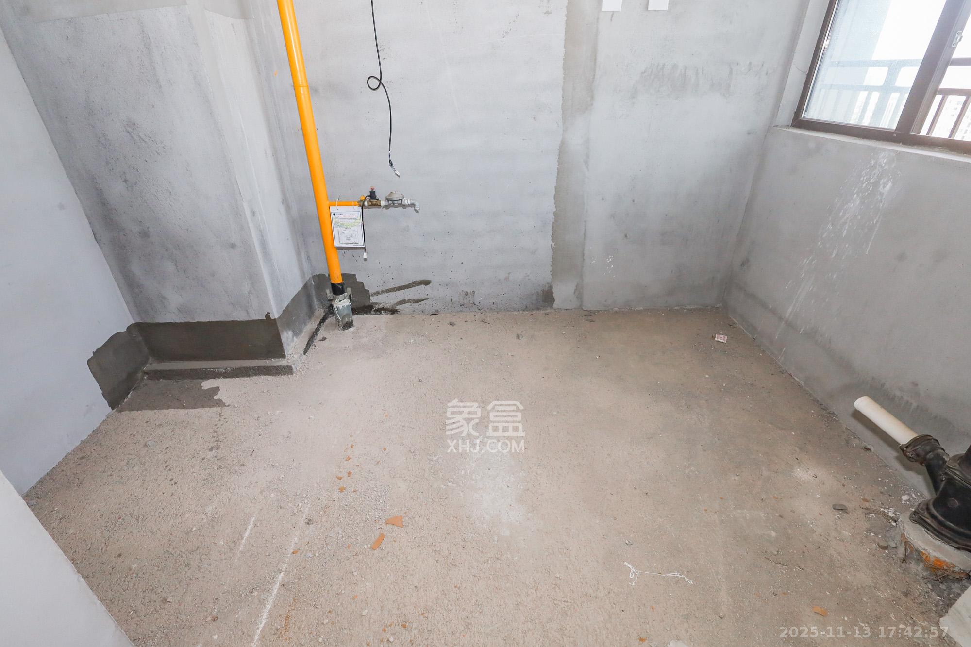 正荣滨江紫阙台 4室2厅2卫 199.0万 正荣滨江紫阙台 4室2厅2卫 199.0万厨房