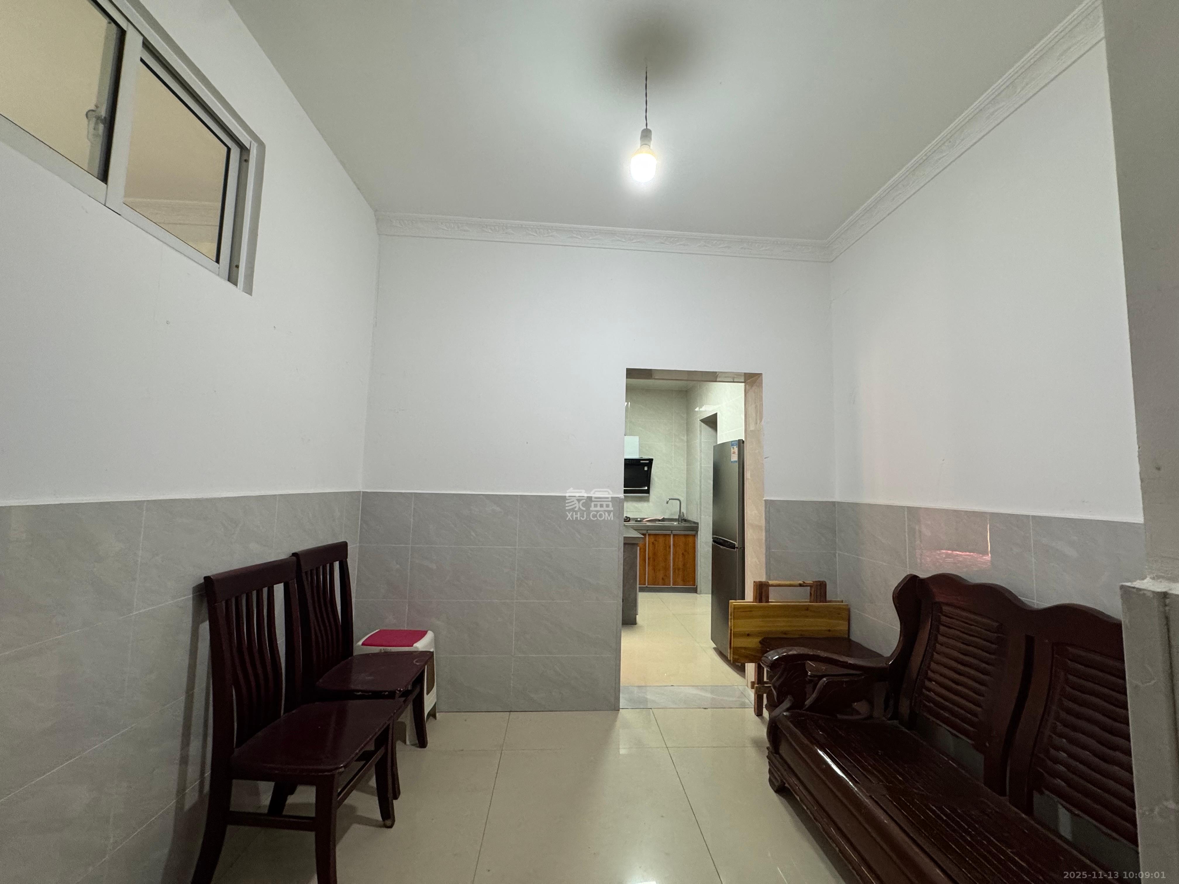 粟塘小区  1室2厅1卫    1400.0元/月