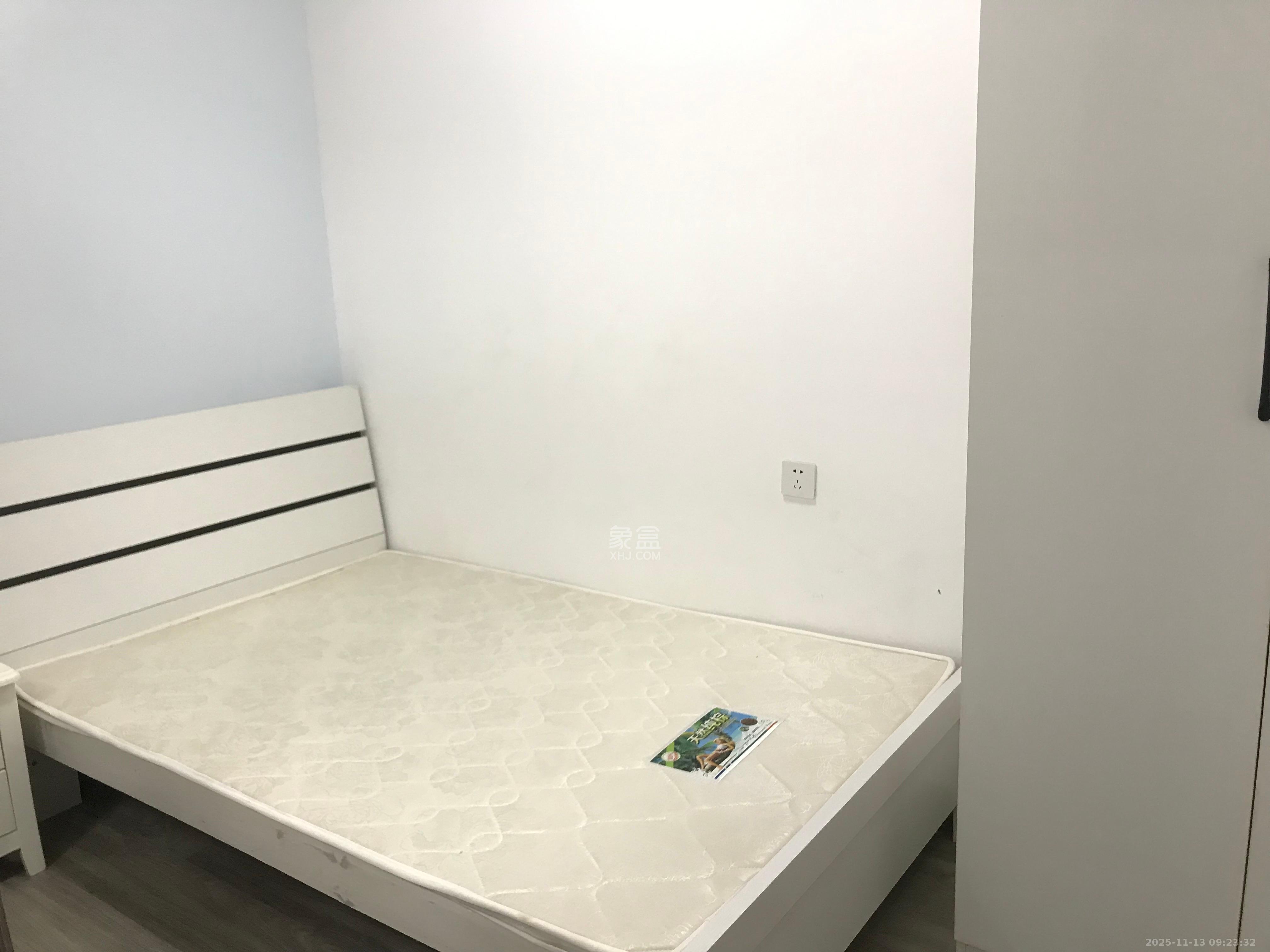 明城公寓  2室1厅1卫    1450.0元/月室内图