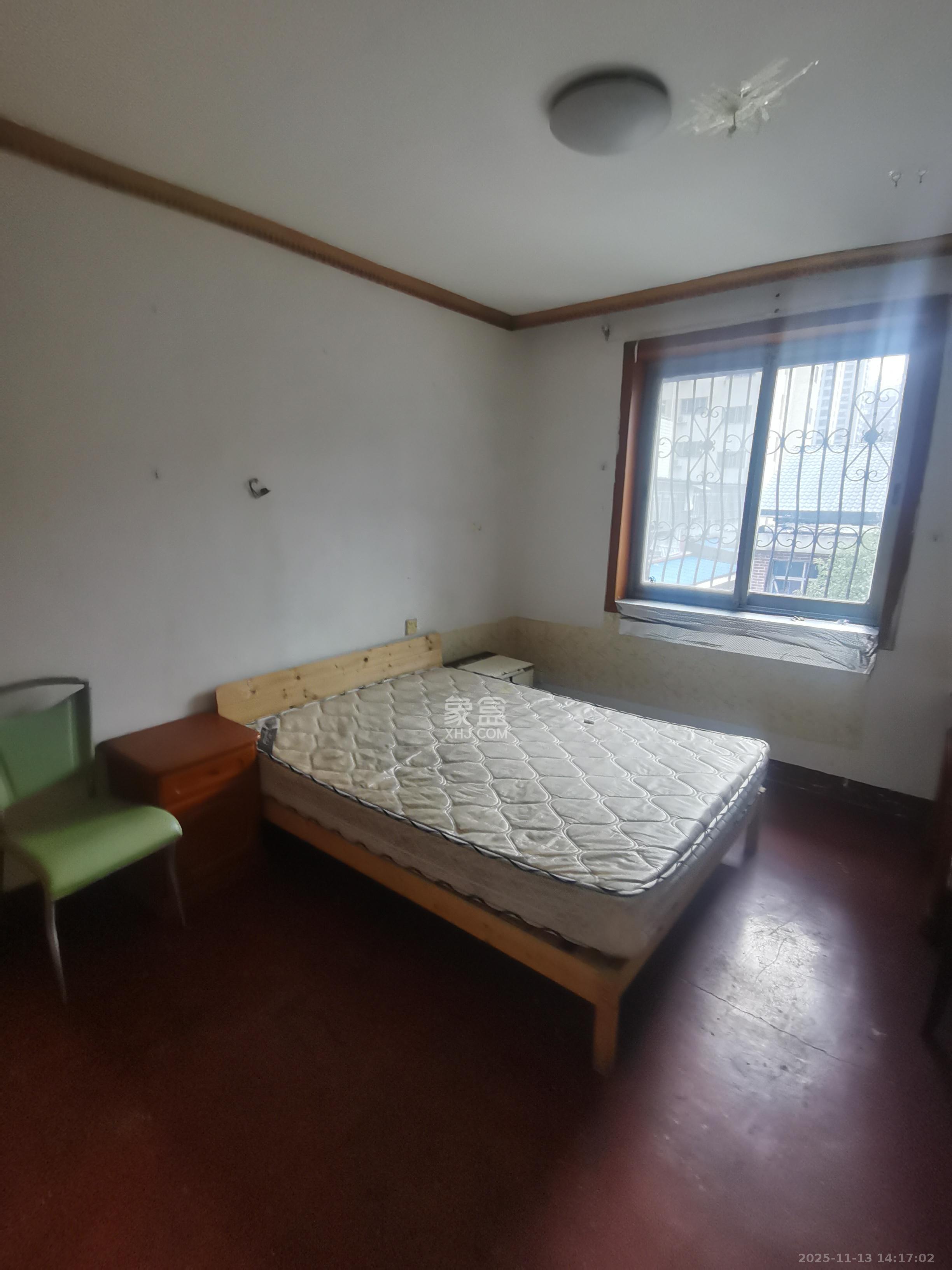 省建苑小区  3室1厅1卫    1600.0元/月室内图